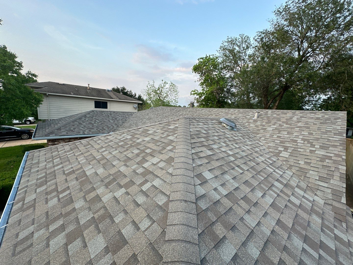 Residential Roofing Installation using Owen's Corning Duration (Lifetime) Shingles by Roof Repair Company