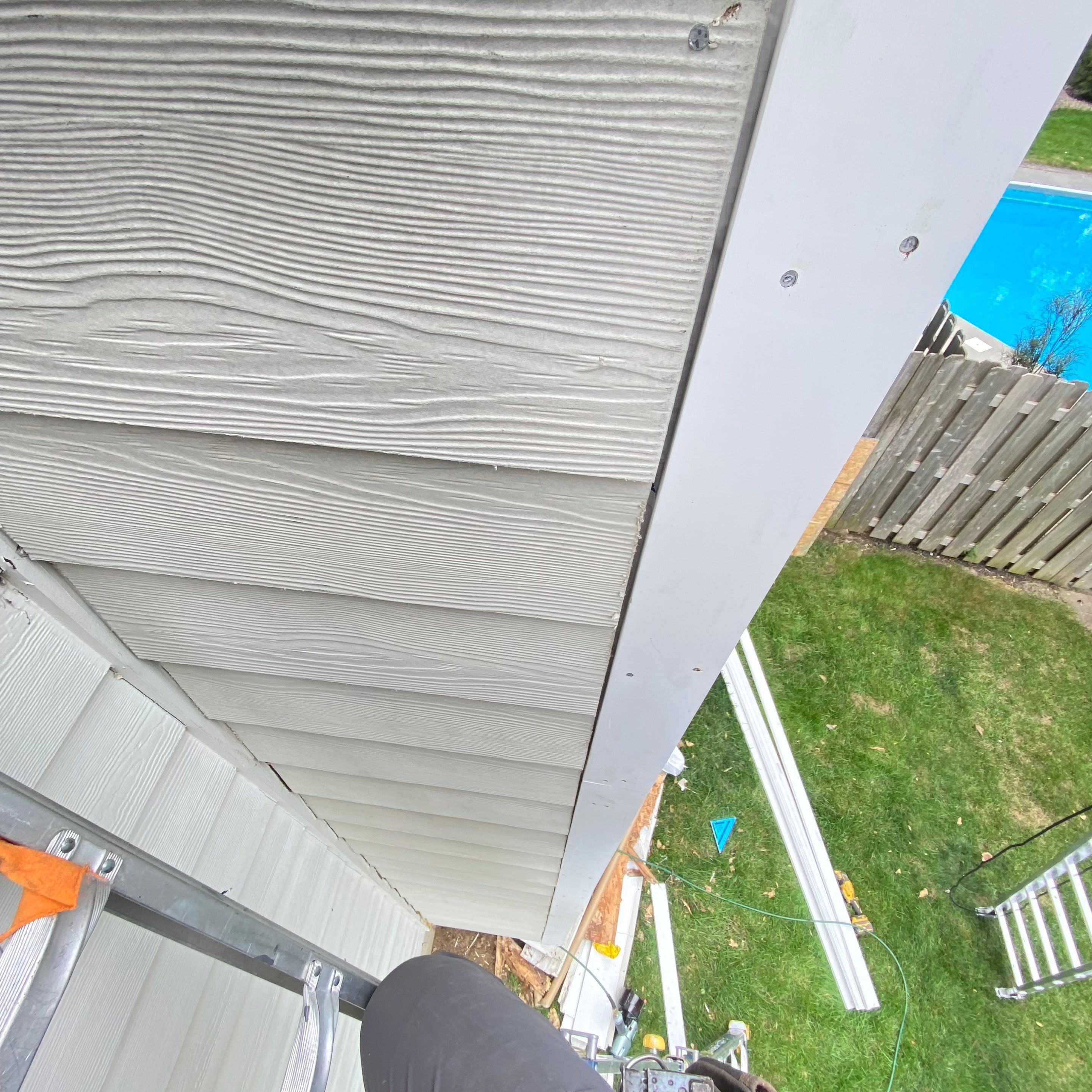 Siding Repair by Crows Roofing