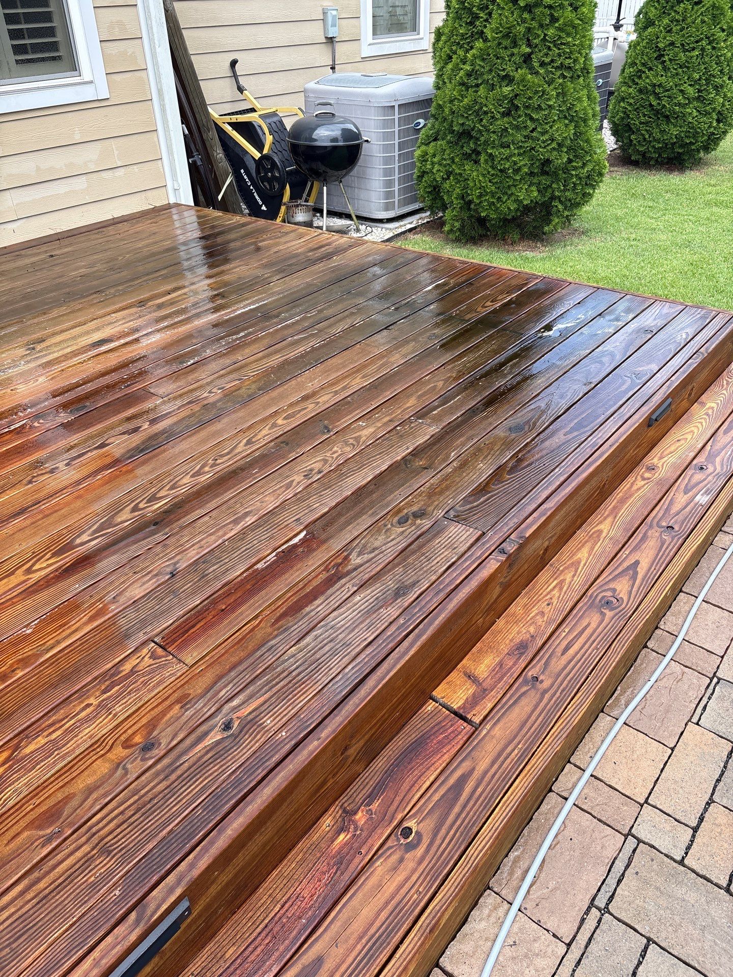 Deck using Wood Sealant by DuraSeal