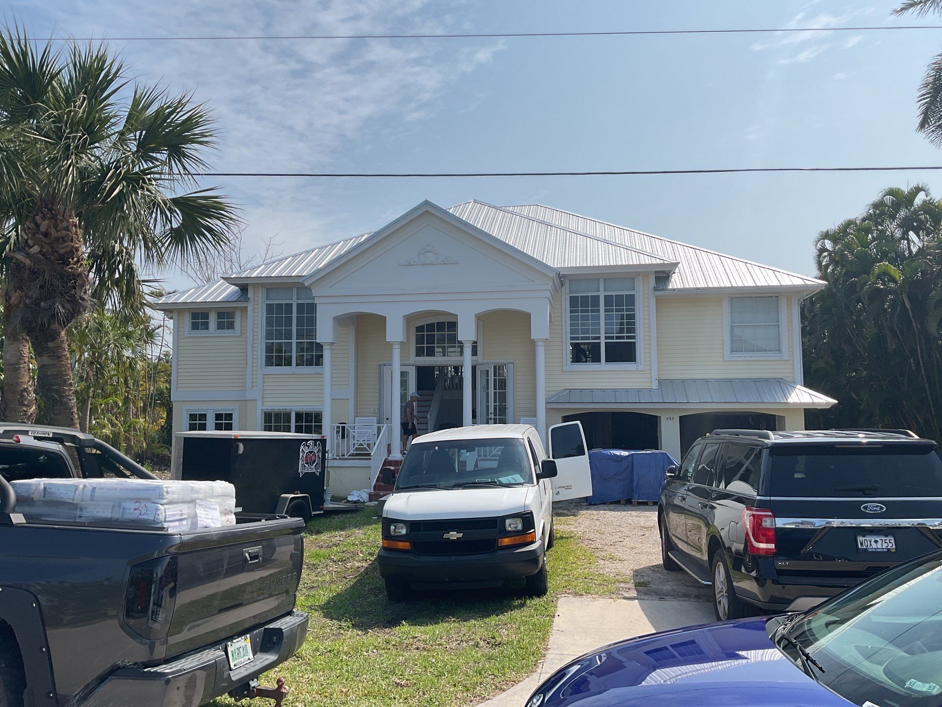 White 6-Inch Seamless Gutters in Sanibel FL by Gutter Professors