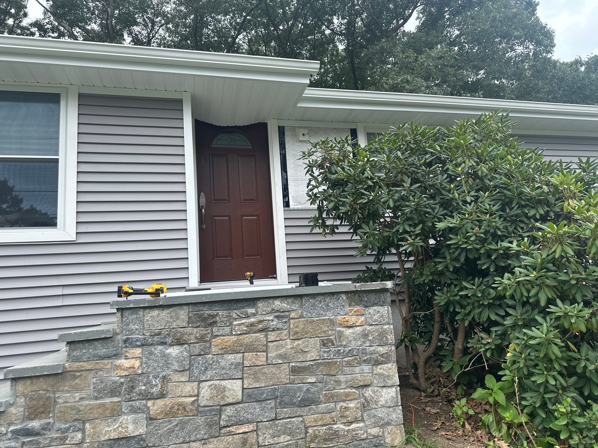 Siding Installation using CertainTeed Monogram Vinyl Siding - D4 - Granite Gray by A Plus Exterior