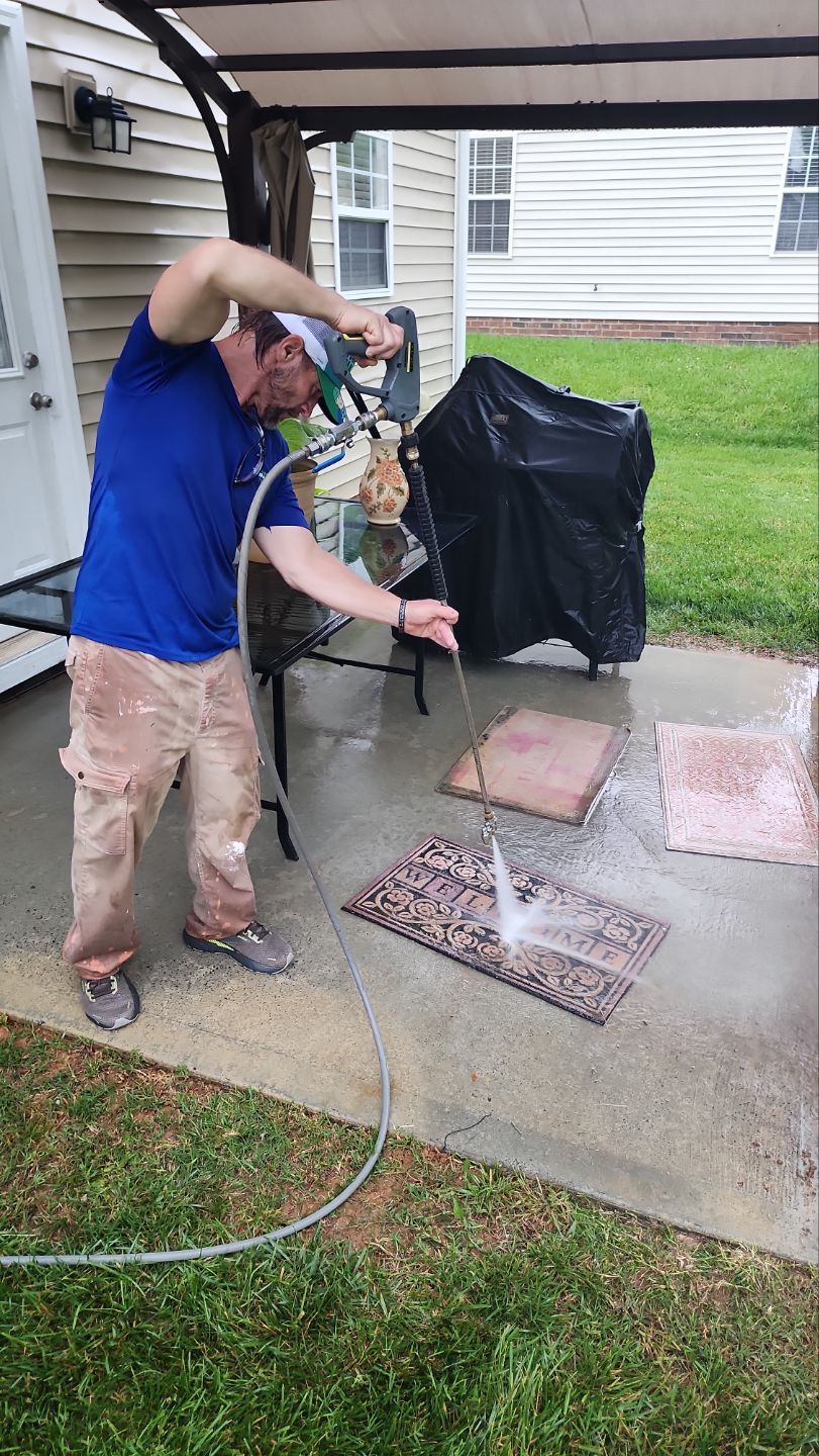 House Wash using cleaner by Power Wash Masters LLC