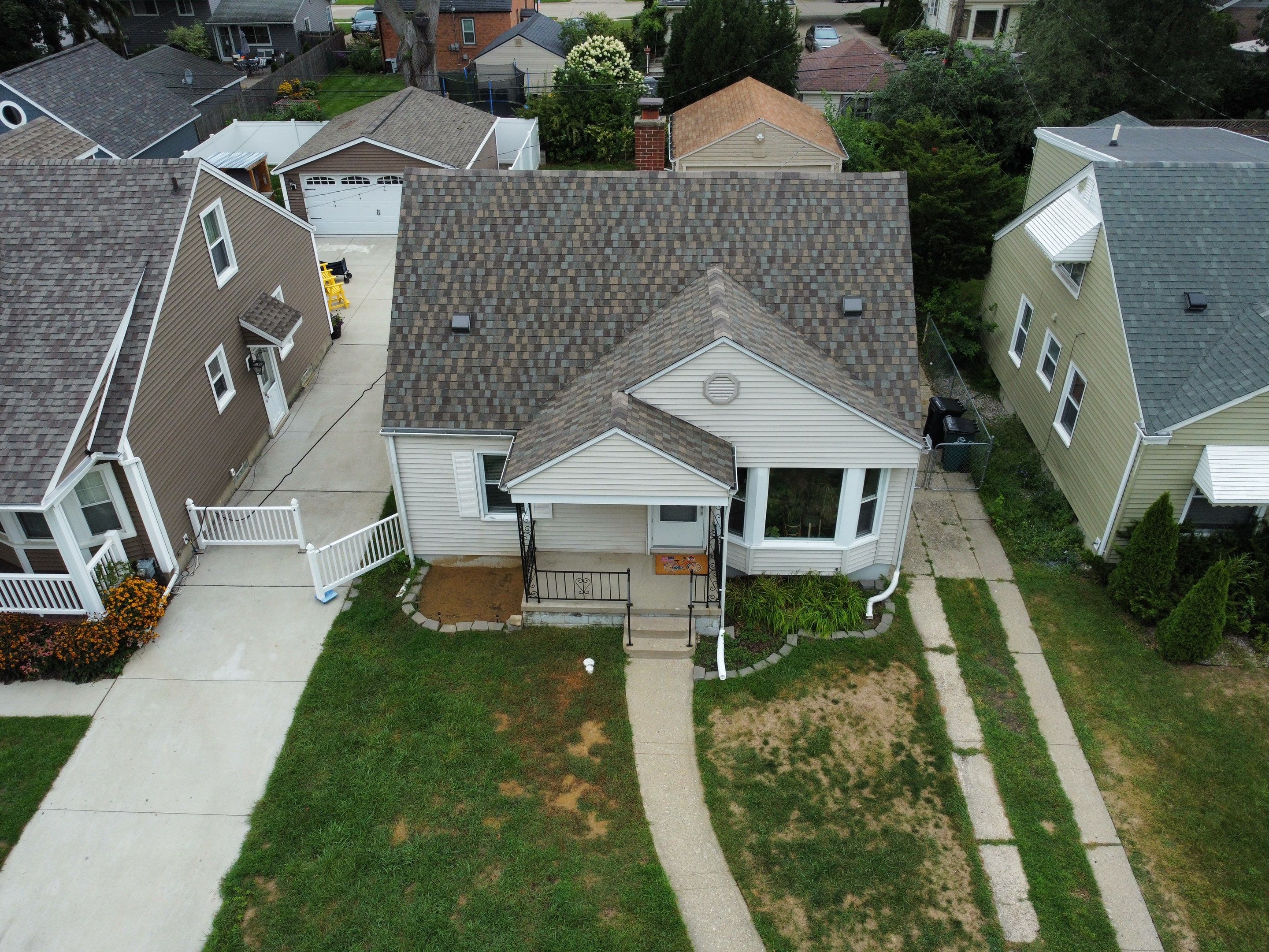 Roof Replacement - Private Residence  by Bloomfield Construction & Restoration
