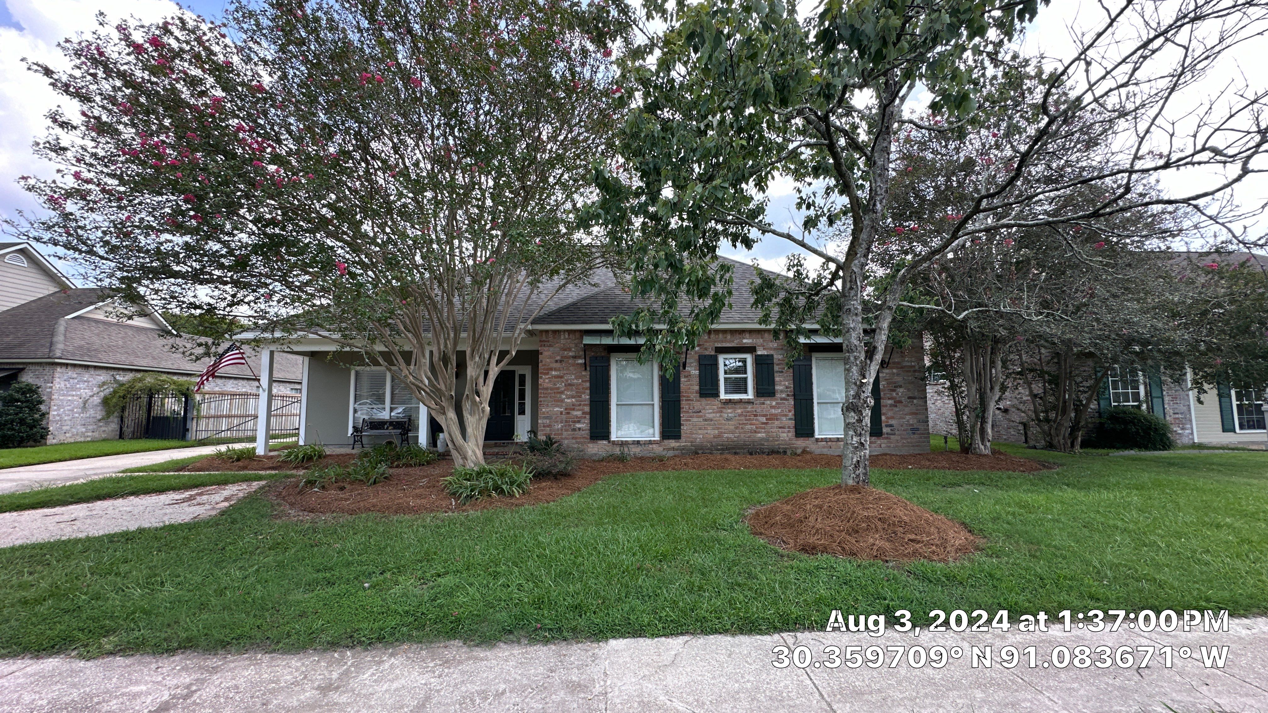 DEMO / BED PREP / CUT IN BED EDGES / MULCH INSTALL using BULK ORGANIC GARDEN SOIL by CutScape, LLC.