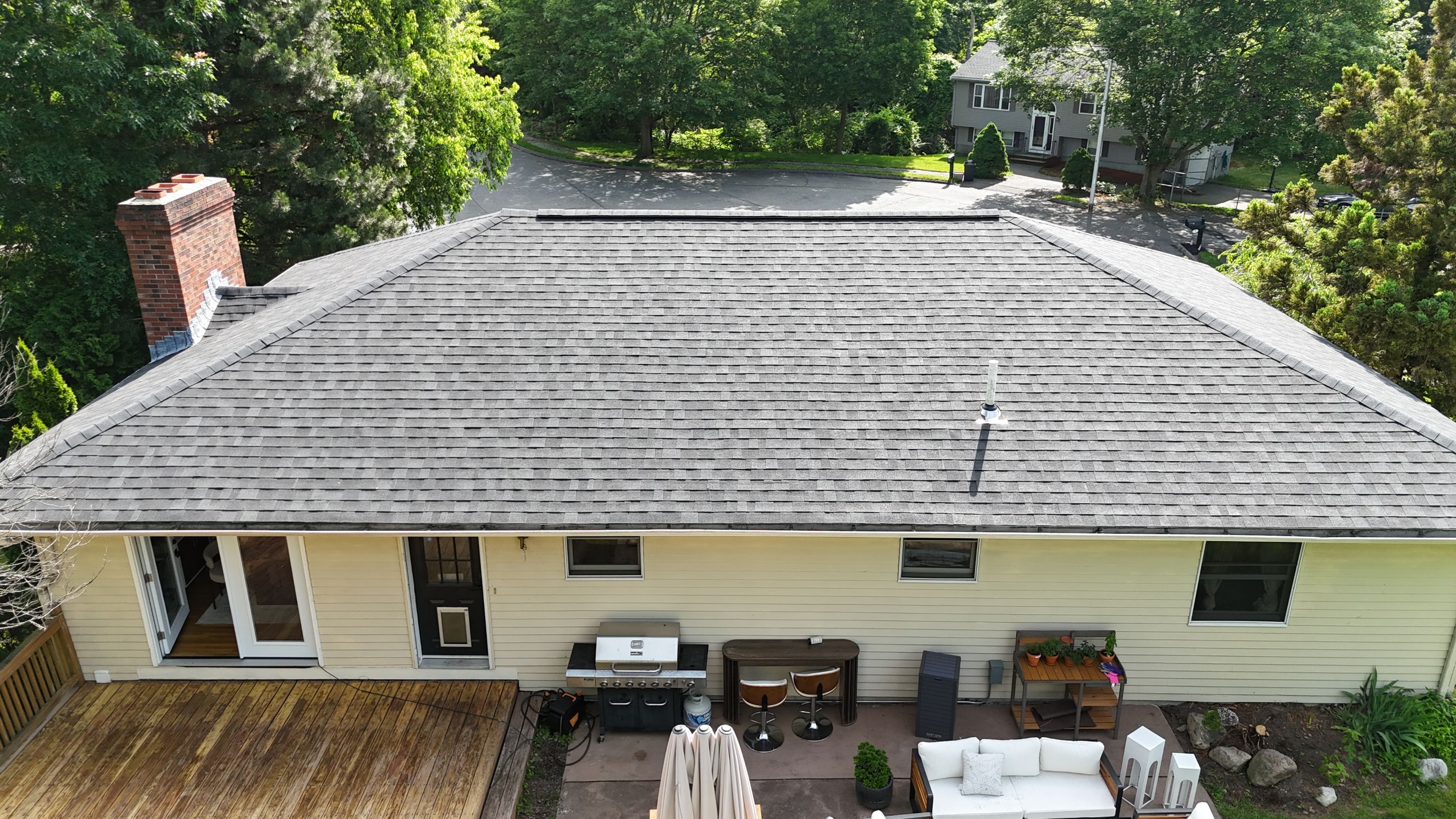 Full Roof Replacement in Saugus, MA – Owens Corning Duration, Onyx Black by JOHNNYS PRO