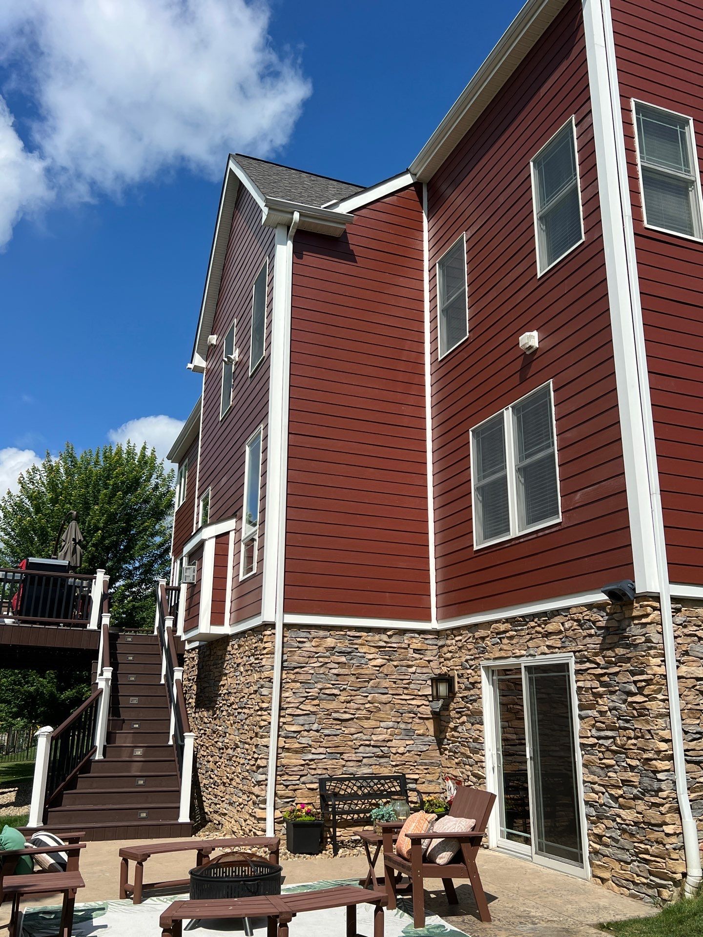 Countrylane Red James Hardie Siding Replacement in Franklin Park by Knockout Home Solutions