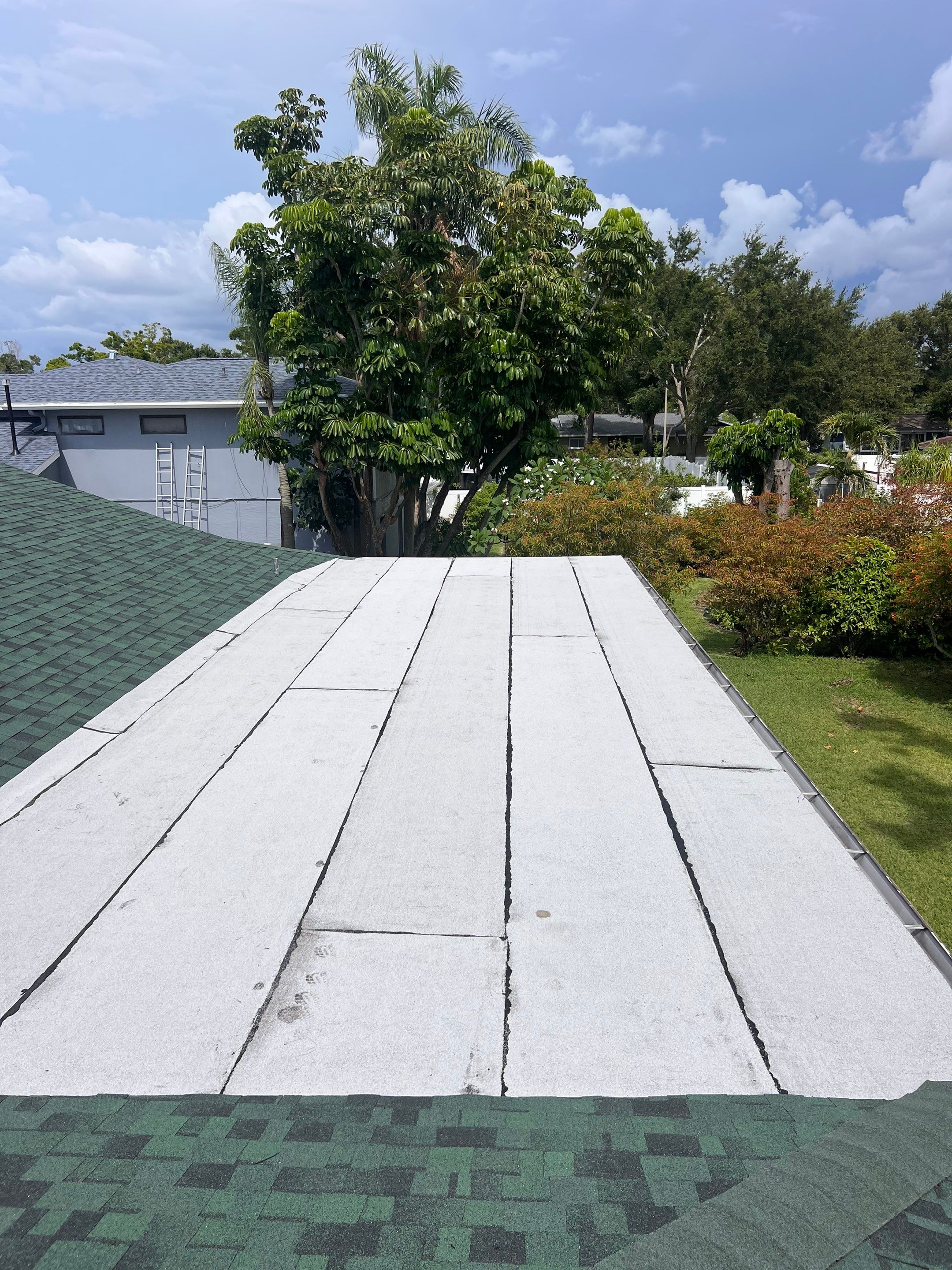 Project in St. Petersburg 33709 by Mitchell Roofing Company LLC 