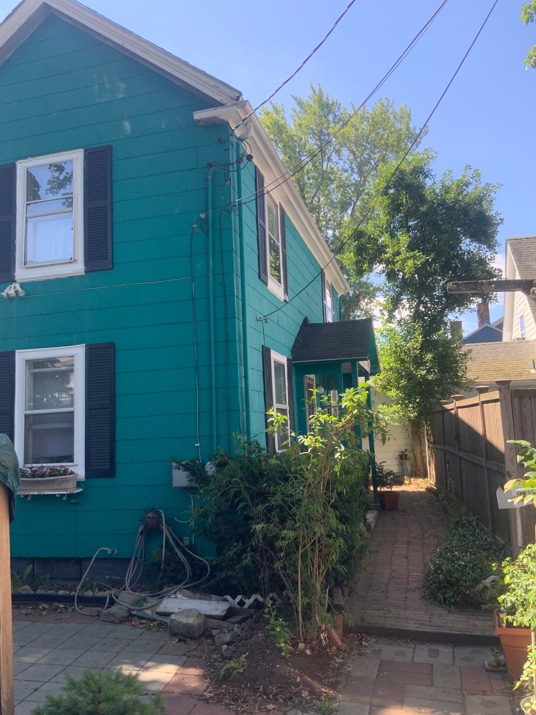 Windows and Siding in Newton, MA by UBrothers Construction