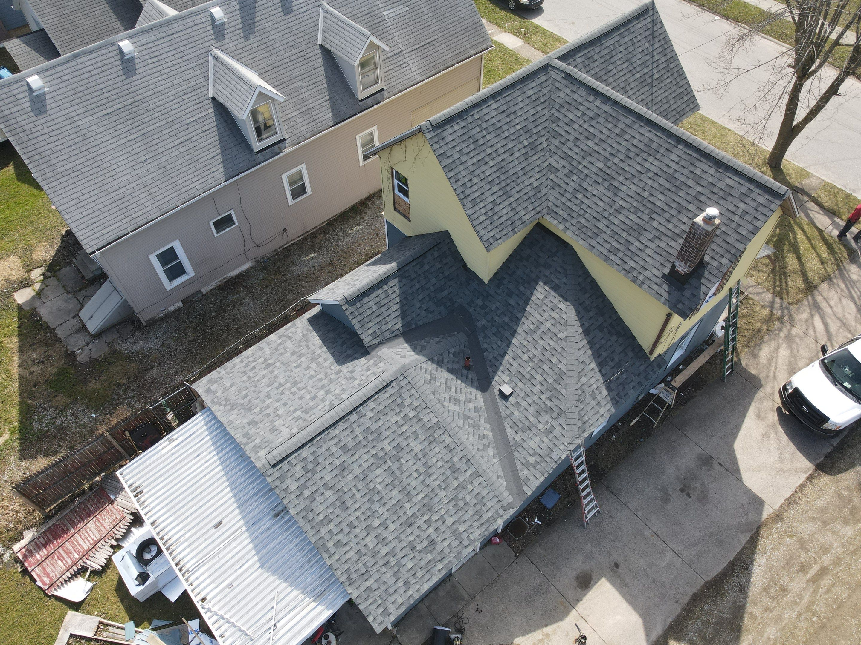 Roof and Siding Replacement by Homestyle in Lorain by Homestyle Home Improvements (HHI)
