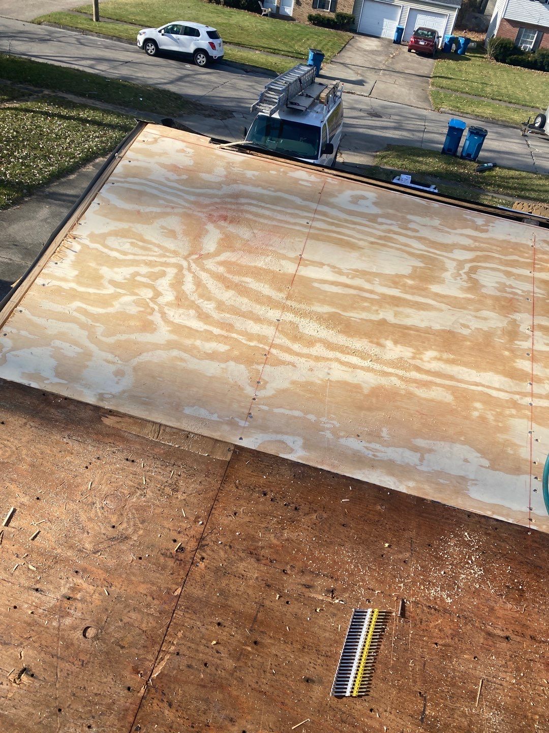 Residential Roofing Installation using Owens Corning Oakridge, Desert Tan by Absolute Roofing and Construction