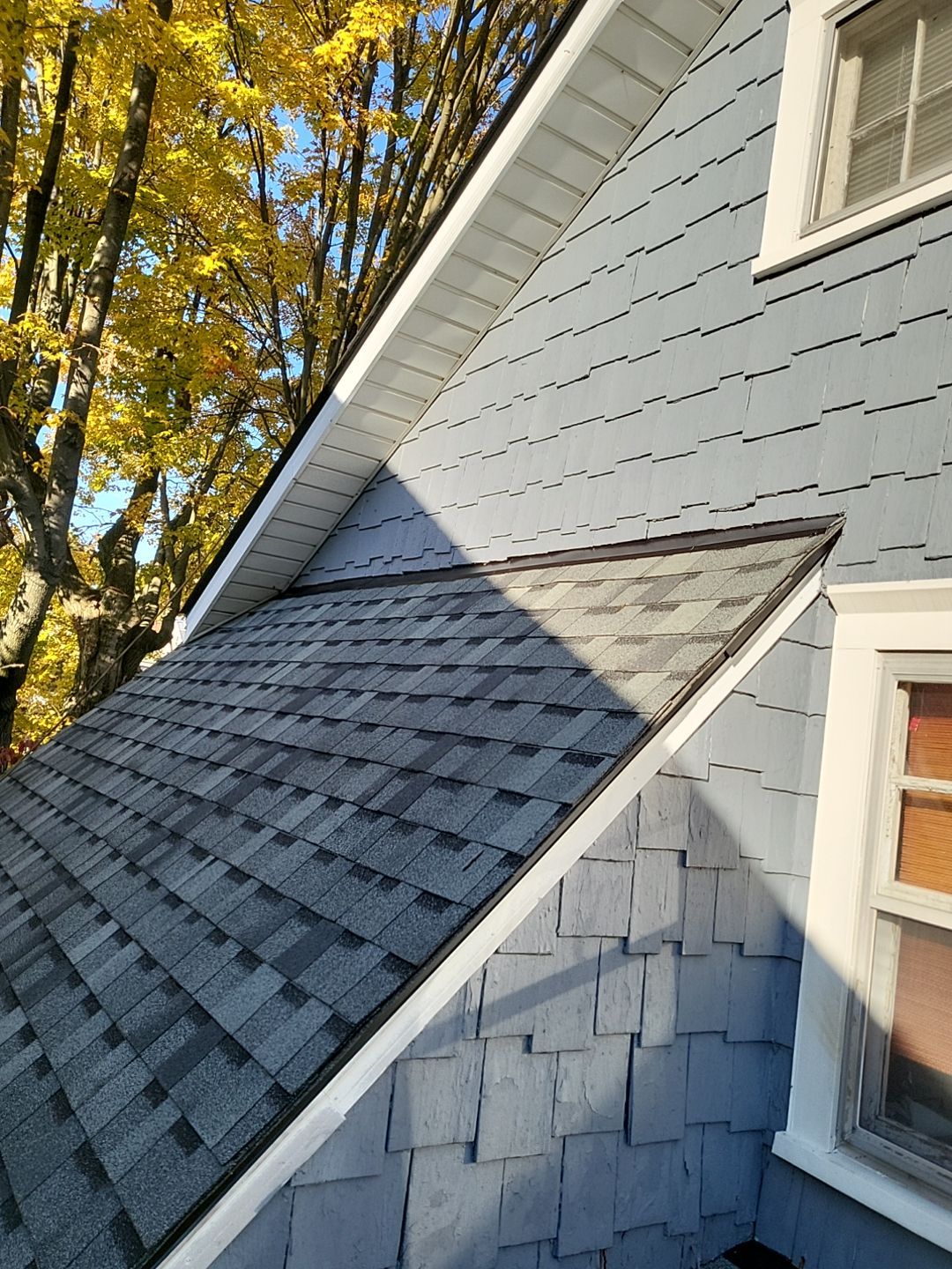 Atlas Pinnacle, Color, Hearthstone, Drip Edge, Black by Eagle Eye Roofing