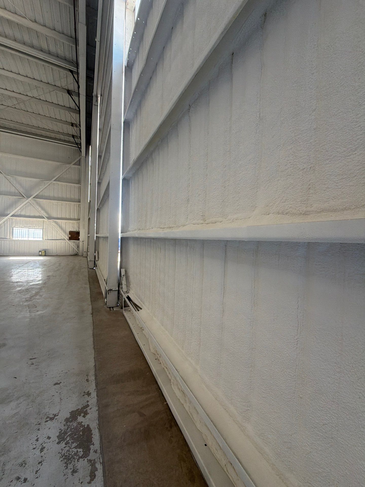 20,000 SF Airplane Hangar  by Apex Insulation Solutions