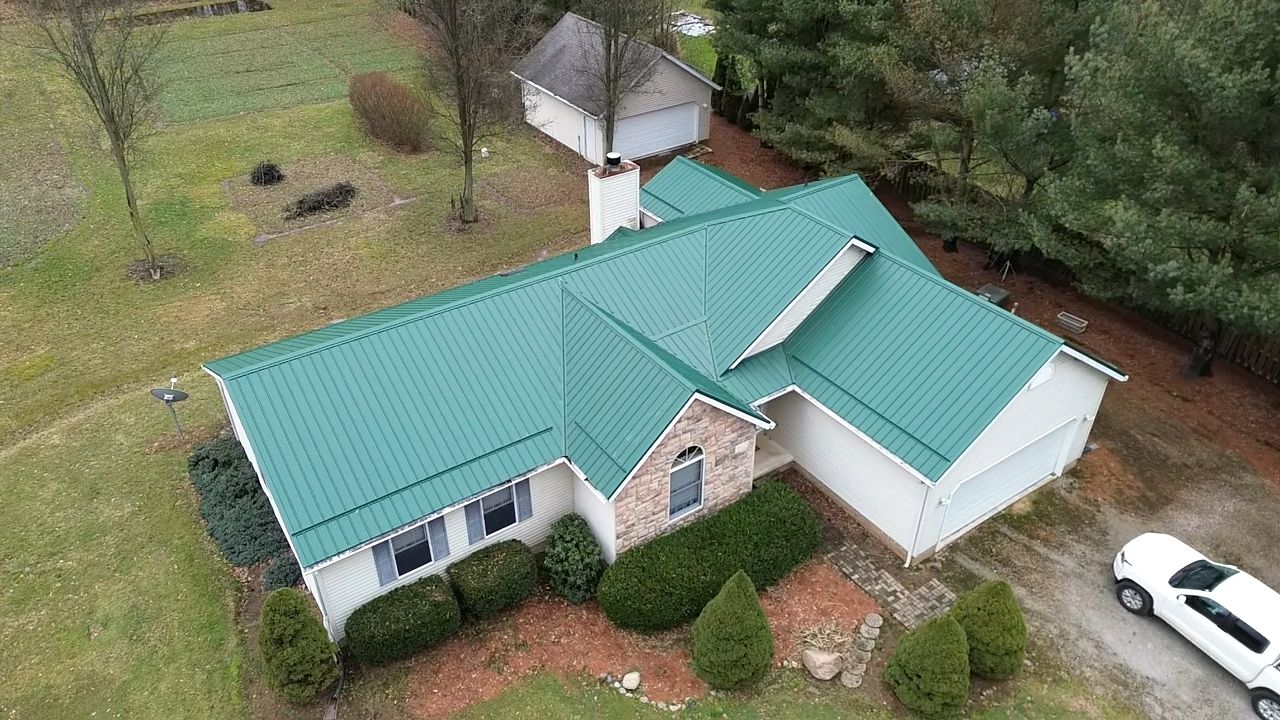 Alpha Rib, Color: Forest Green by Eagle Eye Roofing