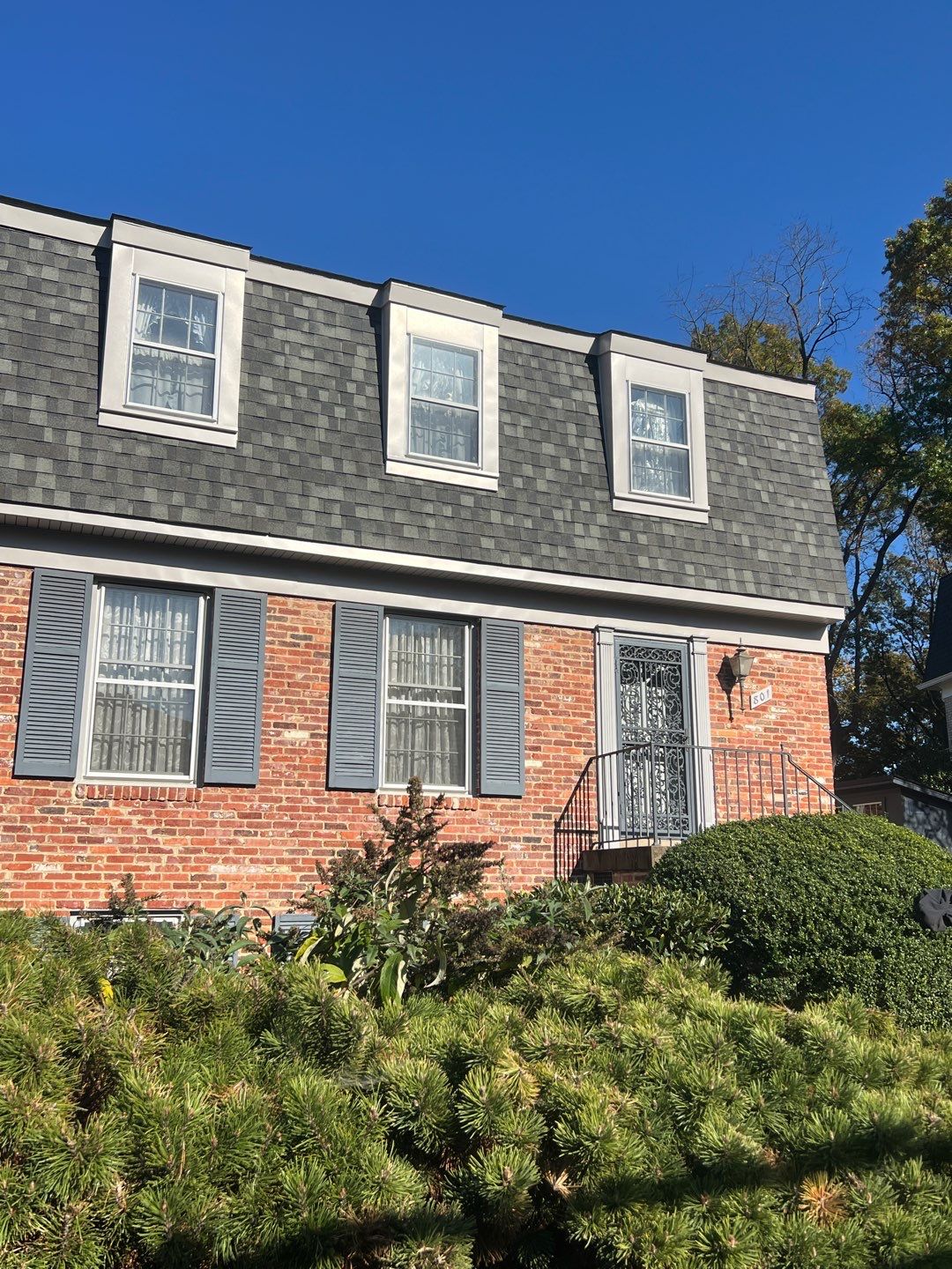 Arlington: Residential Roof Replacement with CertainTeed Landmark Pro in Max Def Georgetown Gray by RM Banning, Inc.