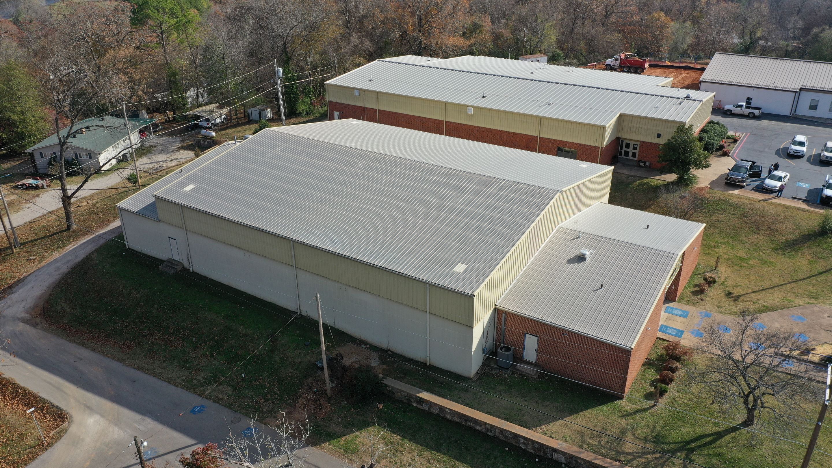 Mammoth Springs Gymnasium by Hostetler Roofing