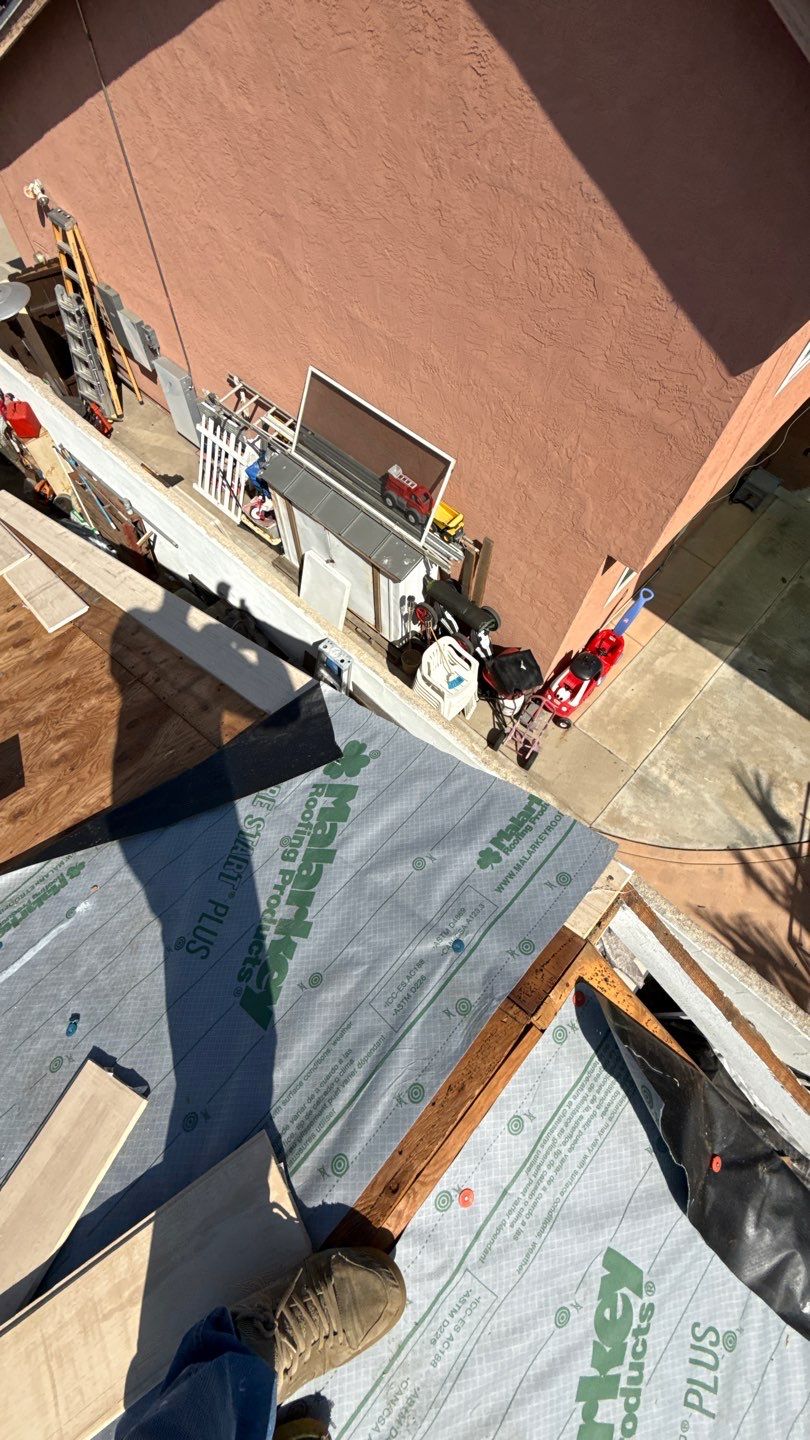 San Diego Roof Replacement and Wood Fascia Repair with Malarkey Materials by Reliable Roofing San Diego Inc.