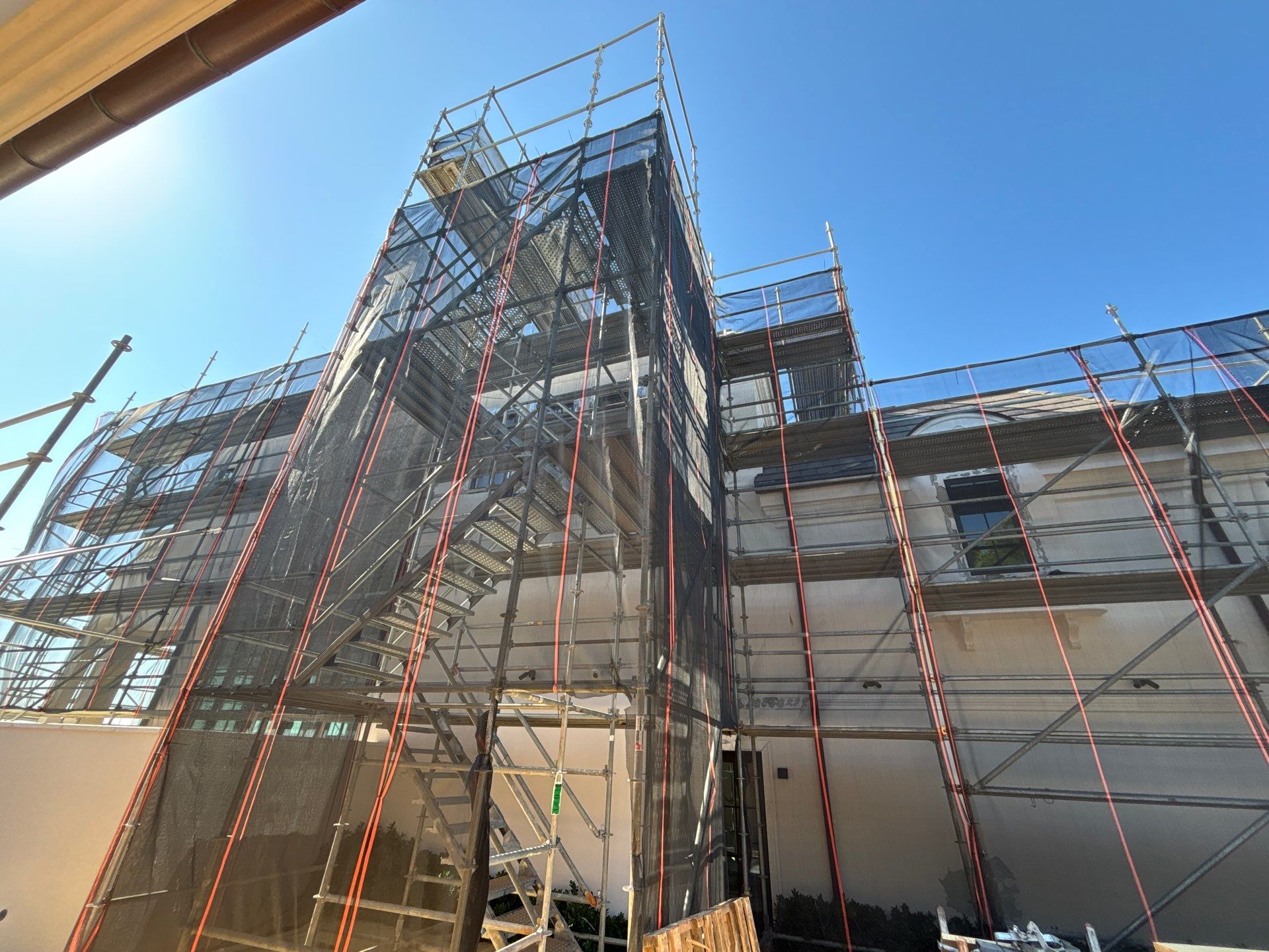 Gutter Installation using Half Round Seamless Gutters in Tampa FL by Gutter Professors