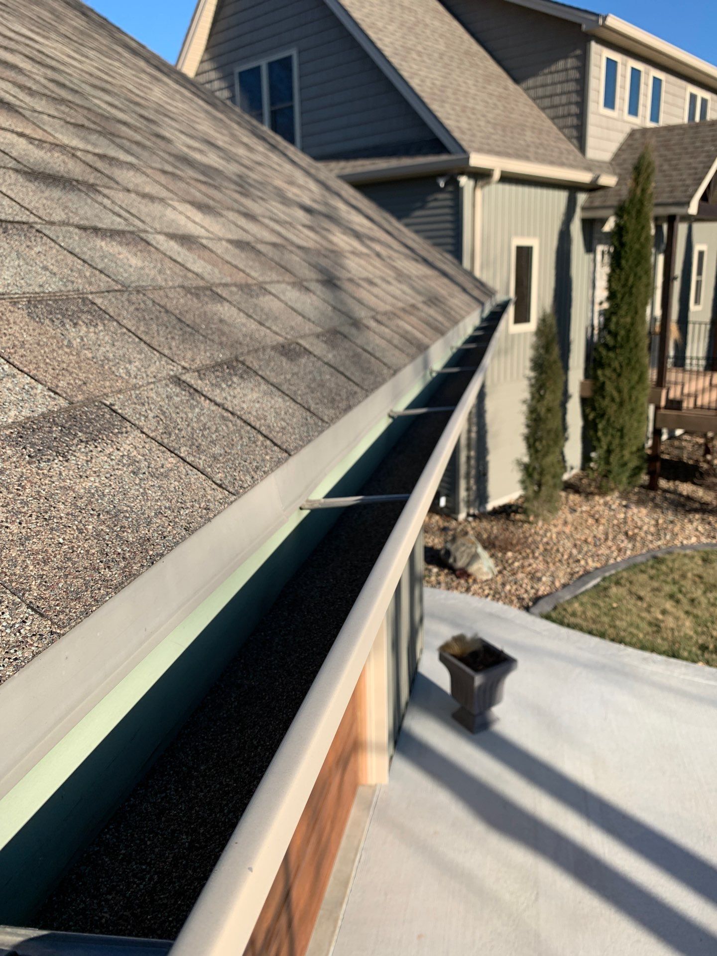 Lake Life = No Maintenance  !! by EEC  Windows, Siding & Roofing 