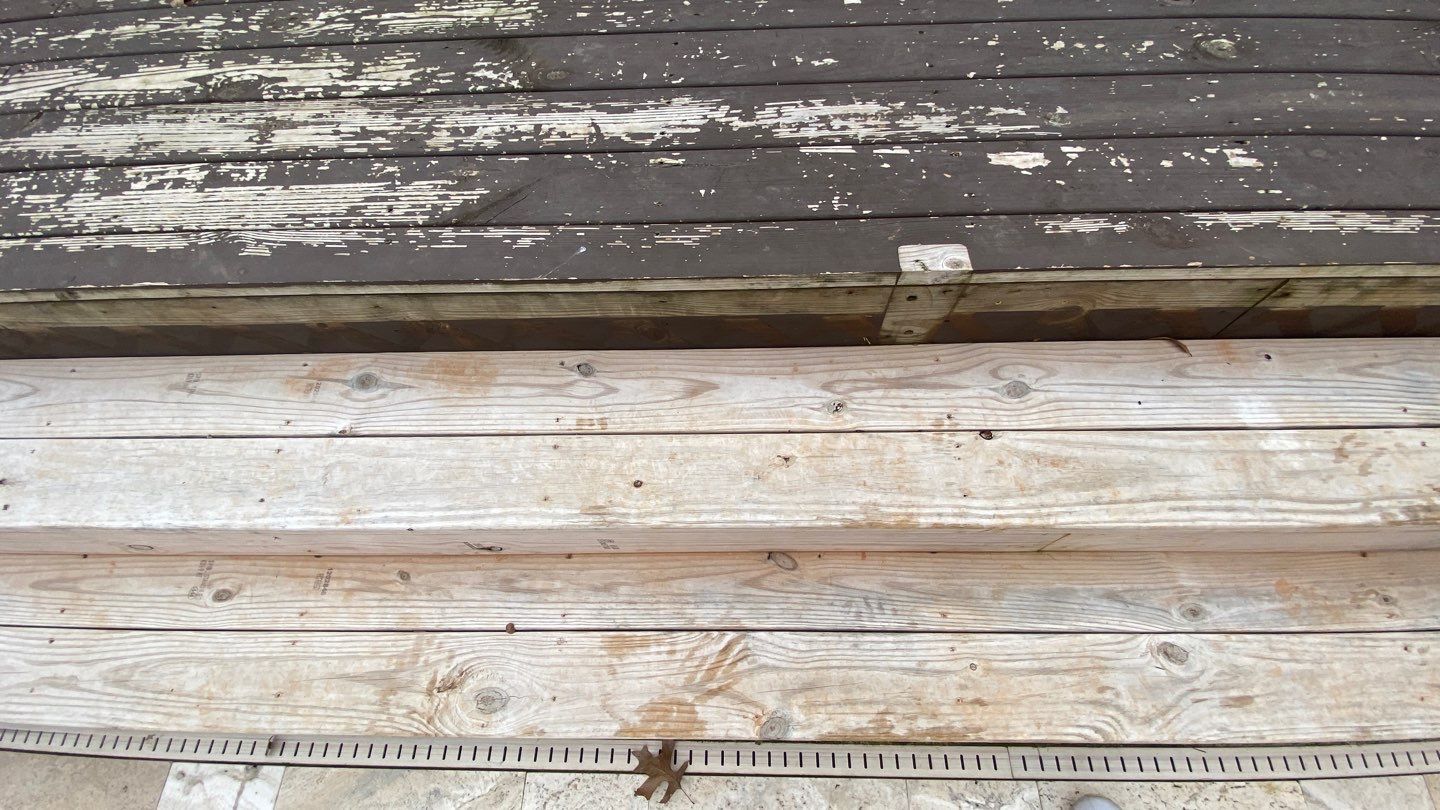 Coated Deck using AcryFin by DuraSeal
