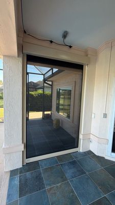 Ultrashield Hurricane Screen in Black/Beige