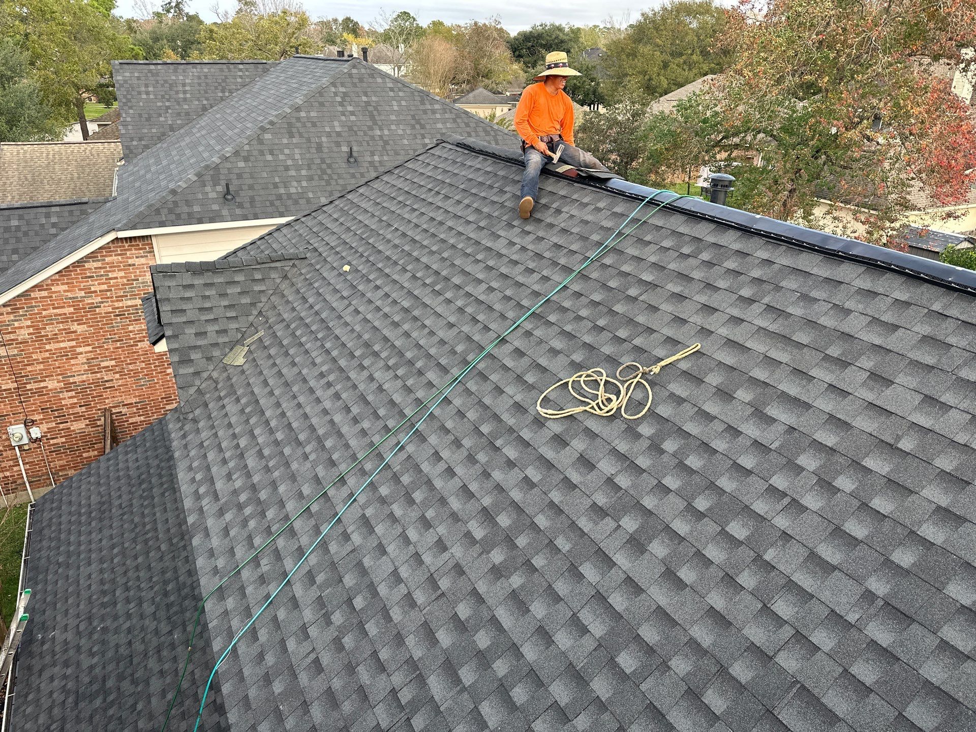 GAF HDZ CHARCOAL W/ PREMIUM RIDGE Z by Motion Roofing