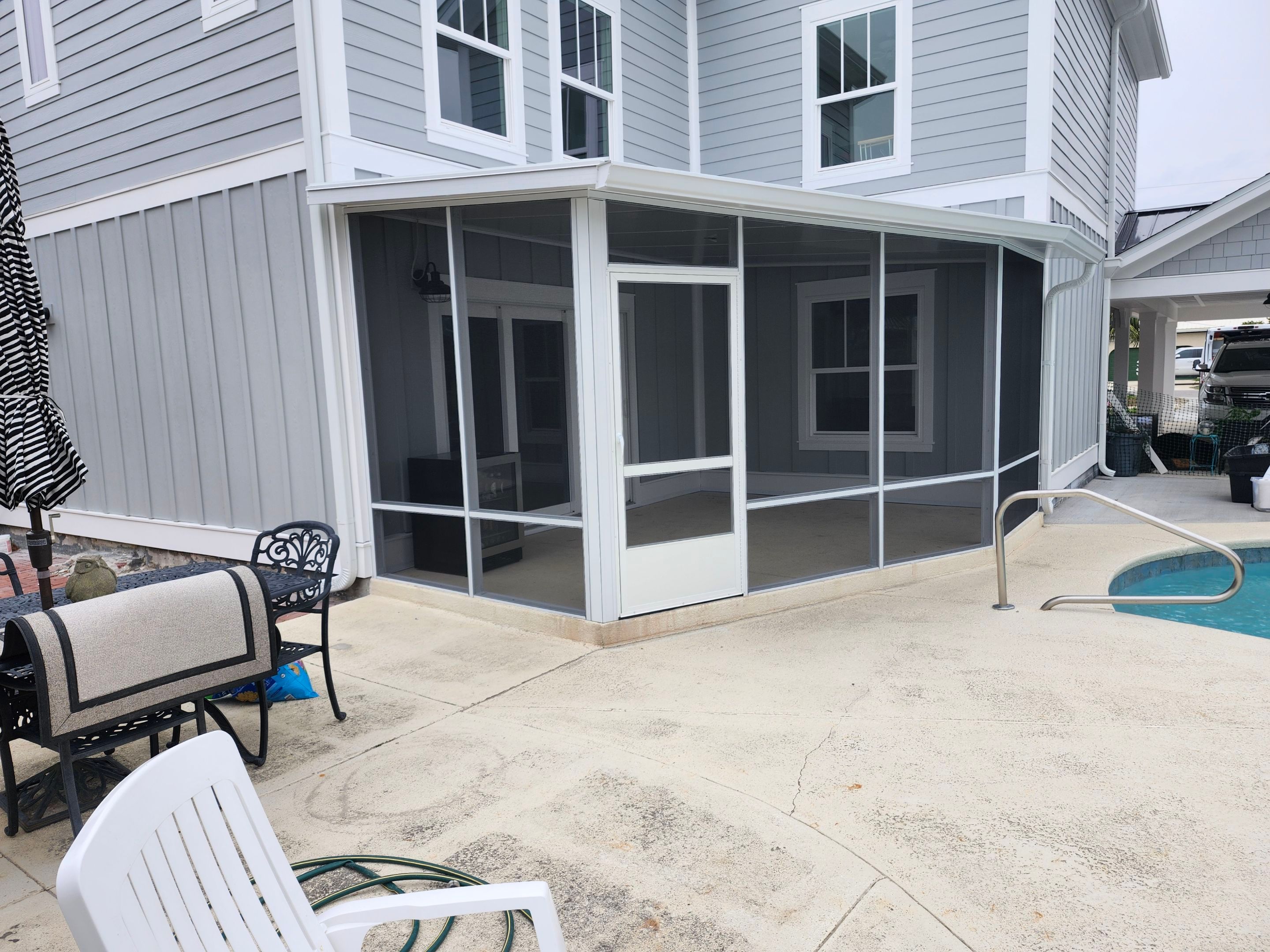 Screen Room in Fort Walton Beach by Titan Sunrooms