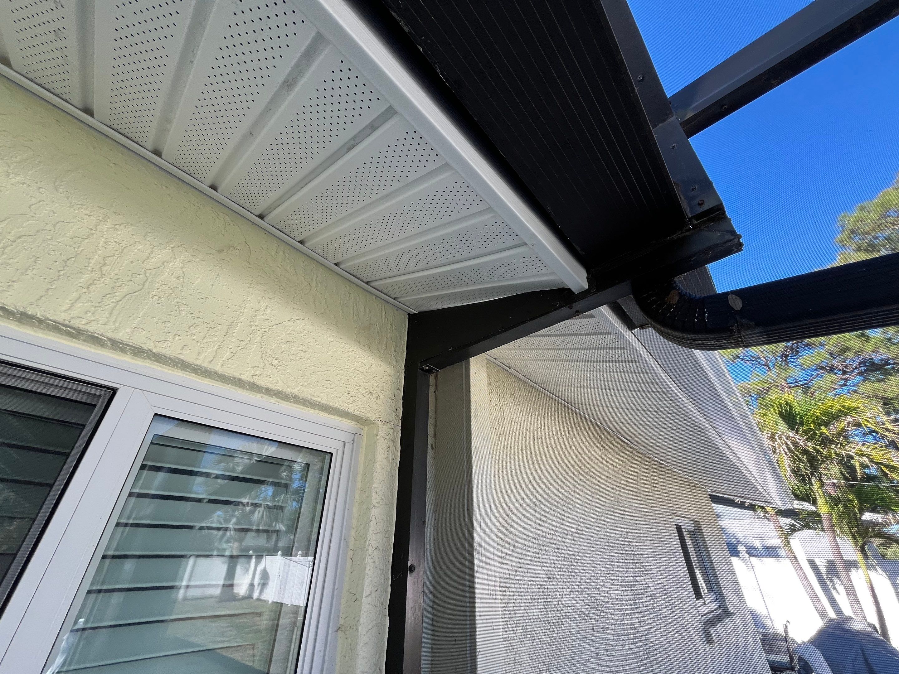 Soffit and Fascia Installation in Sarasota FL by Gutter Professors