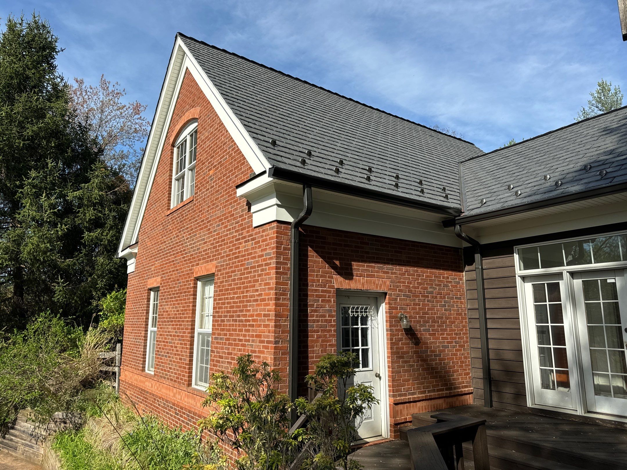 Clifton Multi-Trade Restoration: DaVinci Single Width Slate in Slate Black by RM Banning, Inc.