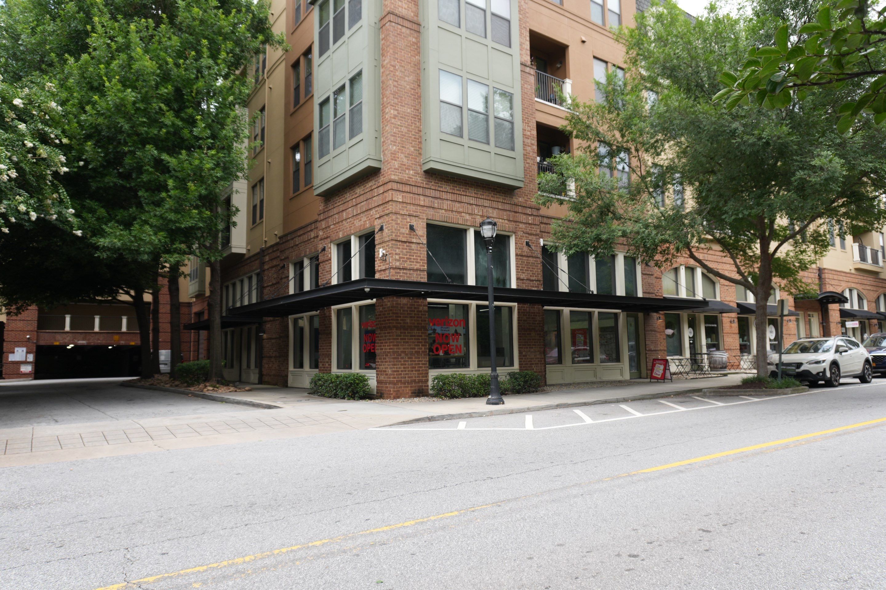 Commercial Retail Build Out for Verizon Mobile in Atlanta by Mark Allan Contracting