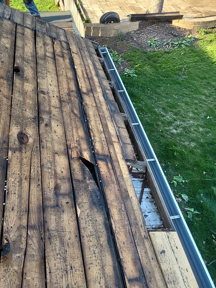 ATLAS PINNACLE COLOR: WEATHERED WOOD DRIP EDGE: MUSKET BROWN by Eagle Eye Roofing