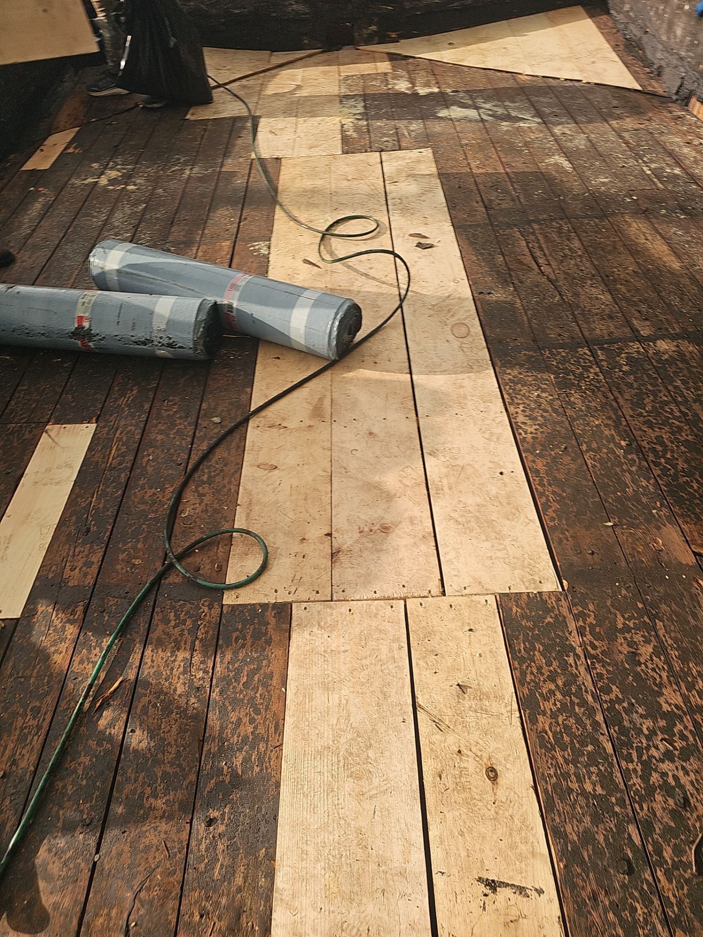 Project in Gulfport 33707 by Mitchell Roofing Company LLC 