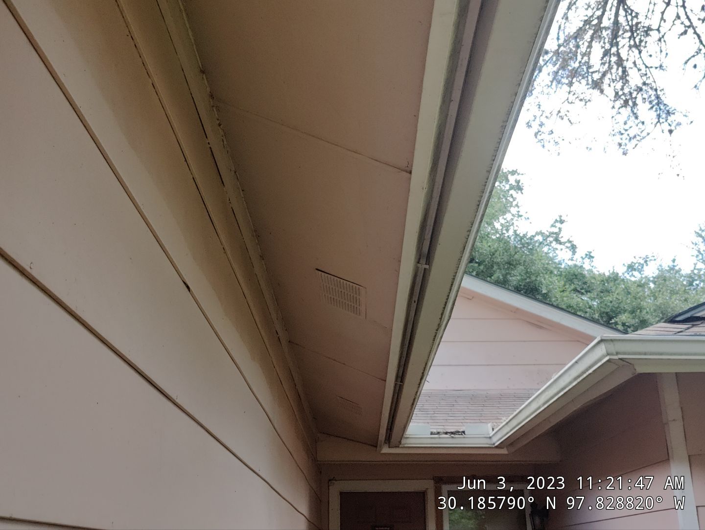 Residential Roofing Installation using Owens Corning Oakridge Estate Grey by DeZign Roofing & Exteriors