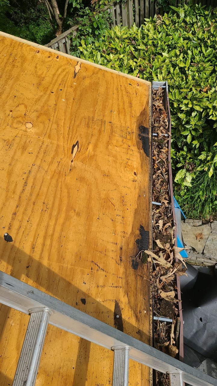 Arlington: CertainTeed Landmark Pro Designer Shingles in Max Def Heather Blend by RM Banning, Inc.