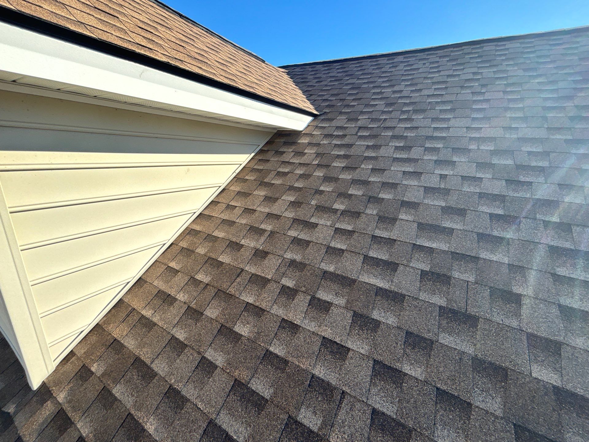 GAF HDZ - Shakewood by Linta Roofing