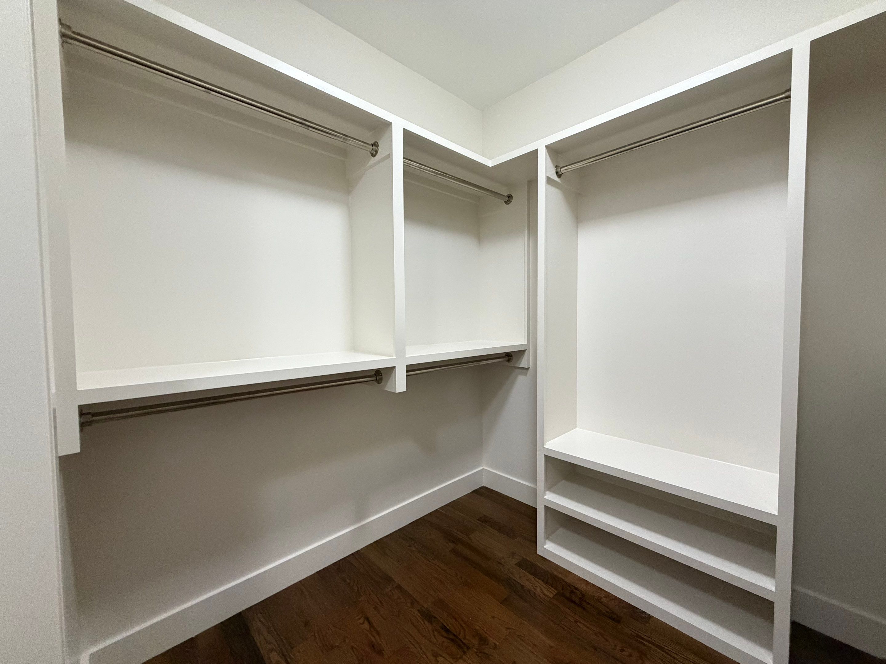 Custom Closet in Brentwood by Music City Improvements