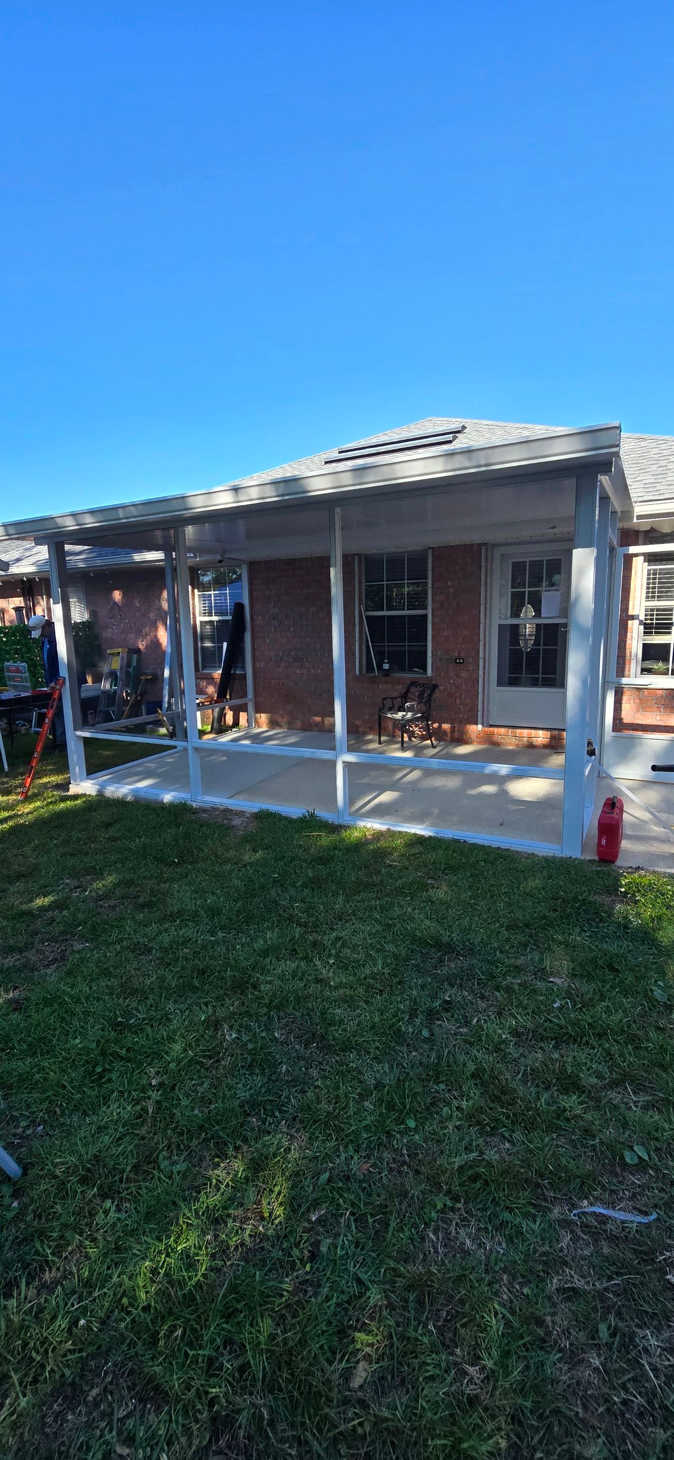 Screen Room in Gulf Breeze by Titan Sunrooms