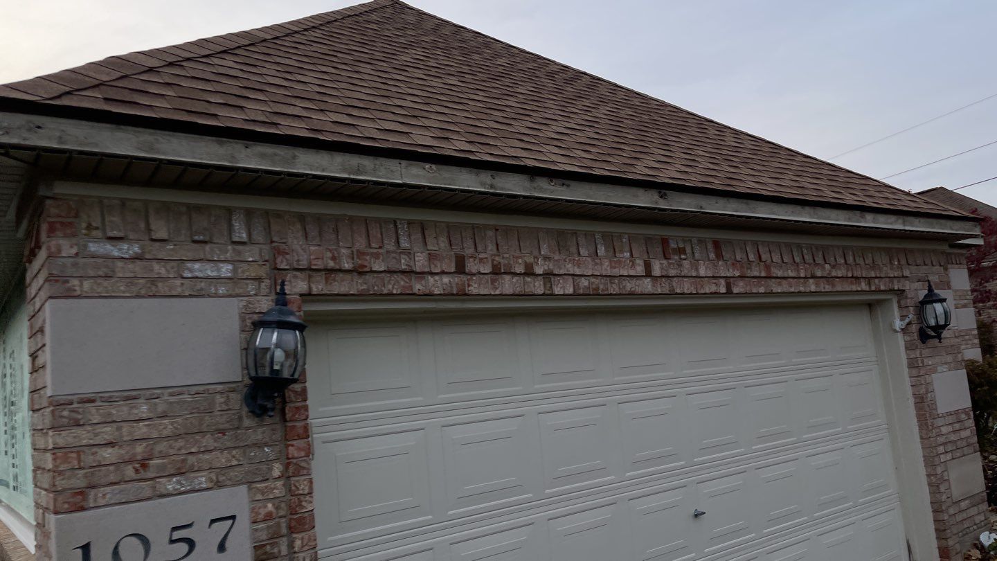 Siding Replacement using CertainTeed Restoration Classic D5 by 180 Contractors