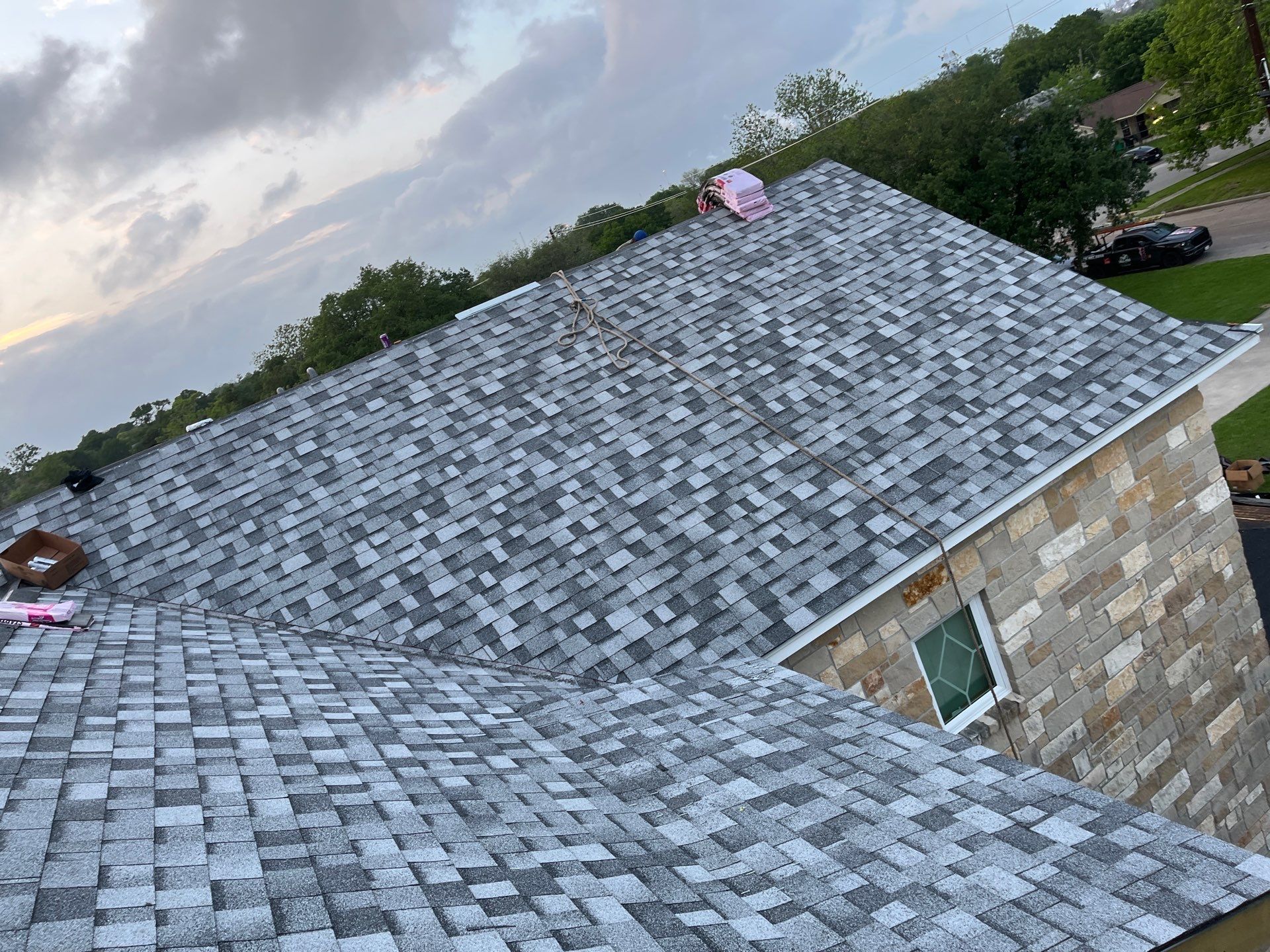 Residential Roofing Installation using Owen's Corning Duration (Lifetime) Shingles by Roof Repair Company