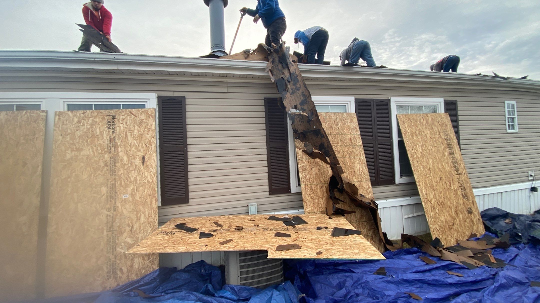 Roof Replacement using CertainTeed Landmark by 180 Contractors