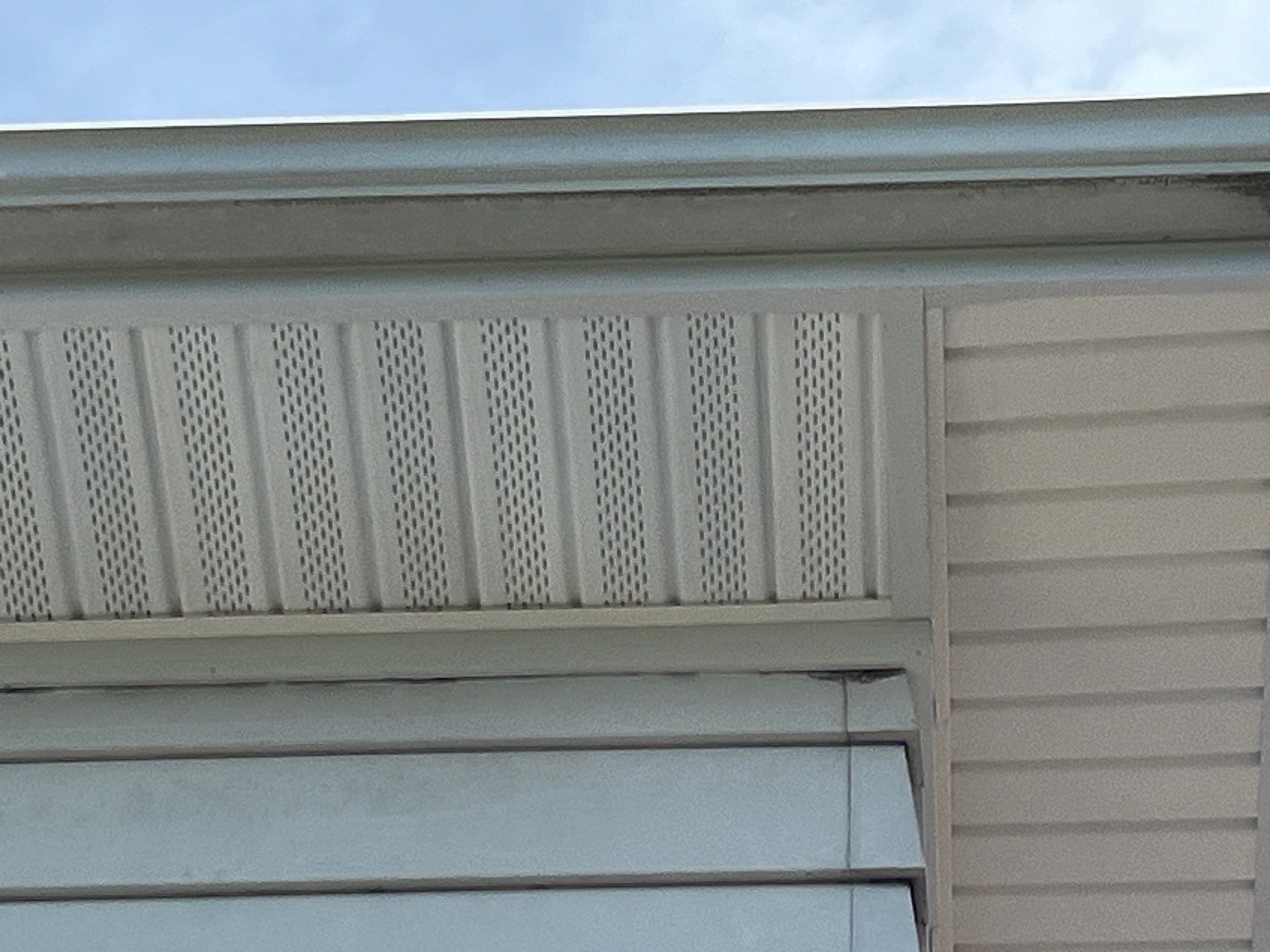 Soffit/fascia replacement by Nitro Roofing and Construction