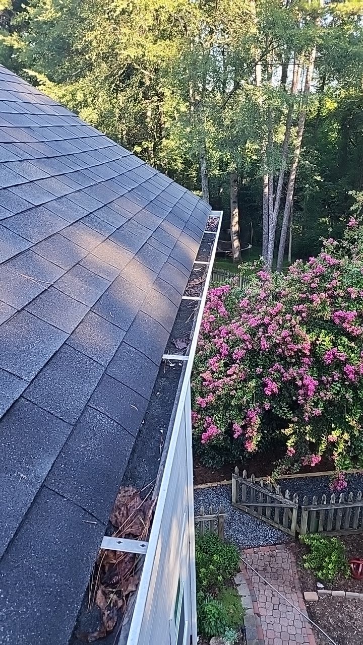 House Wash using cleaner by Power Wash Masters LLC