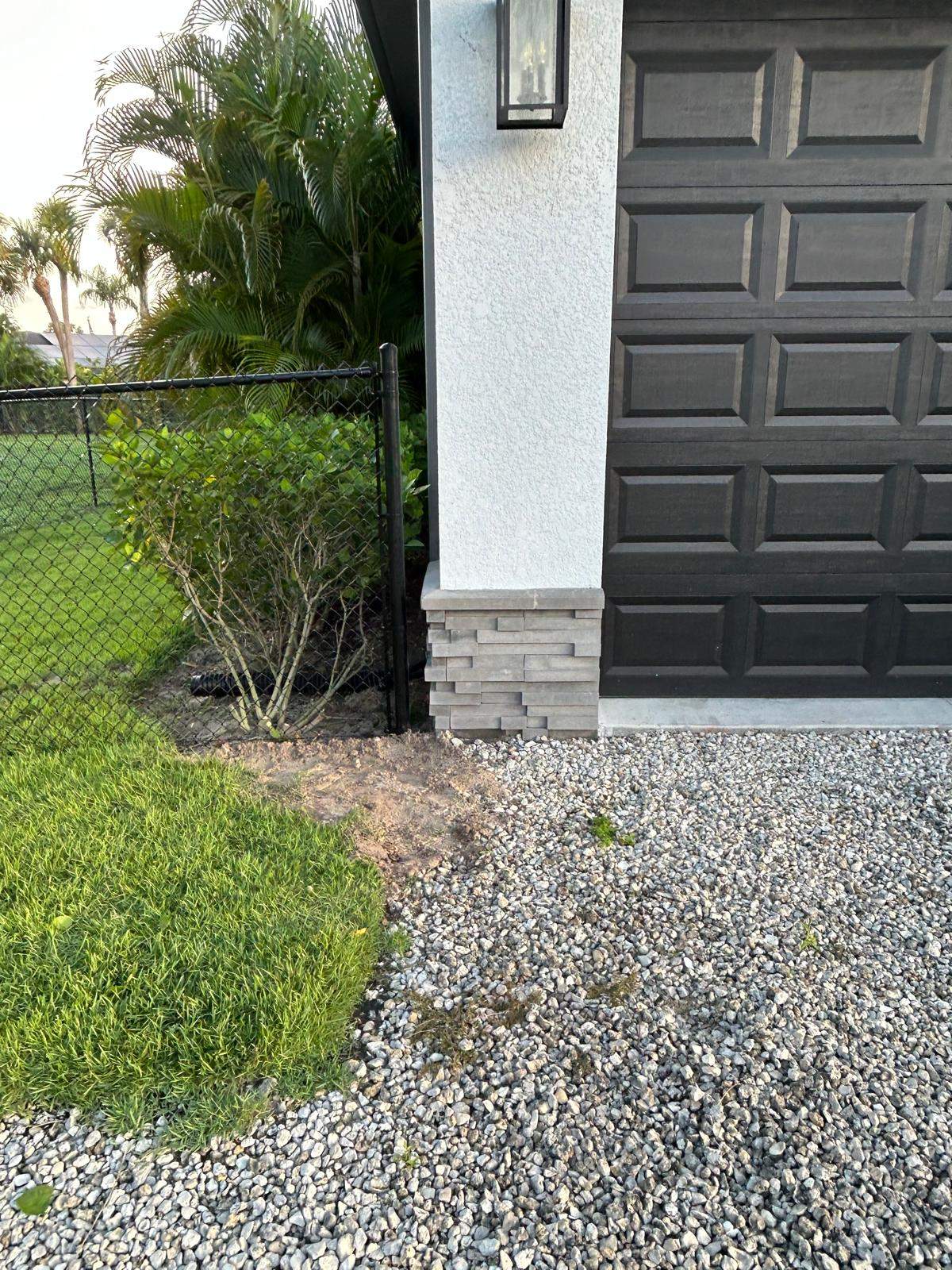 White Vinyl Privacy Fence and Chain Link Installation in North Port by True Fence LLC