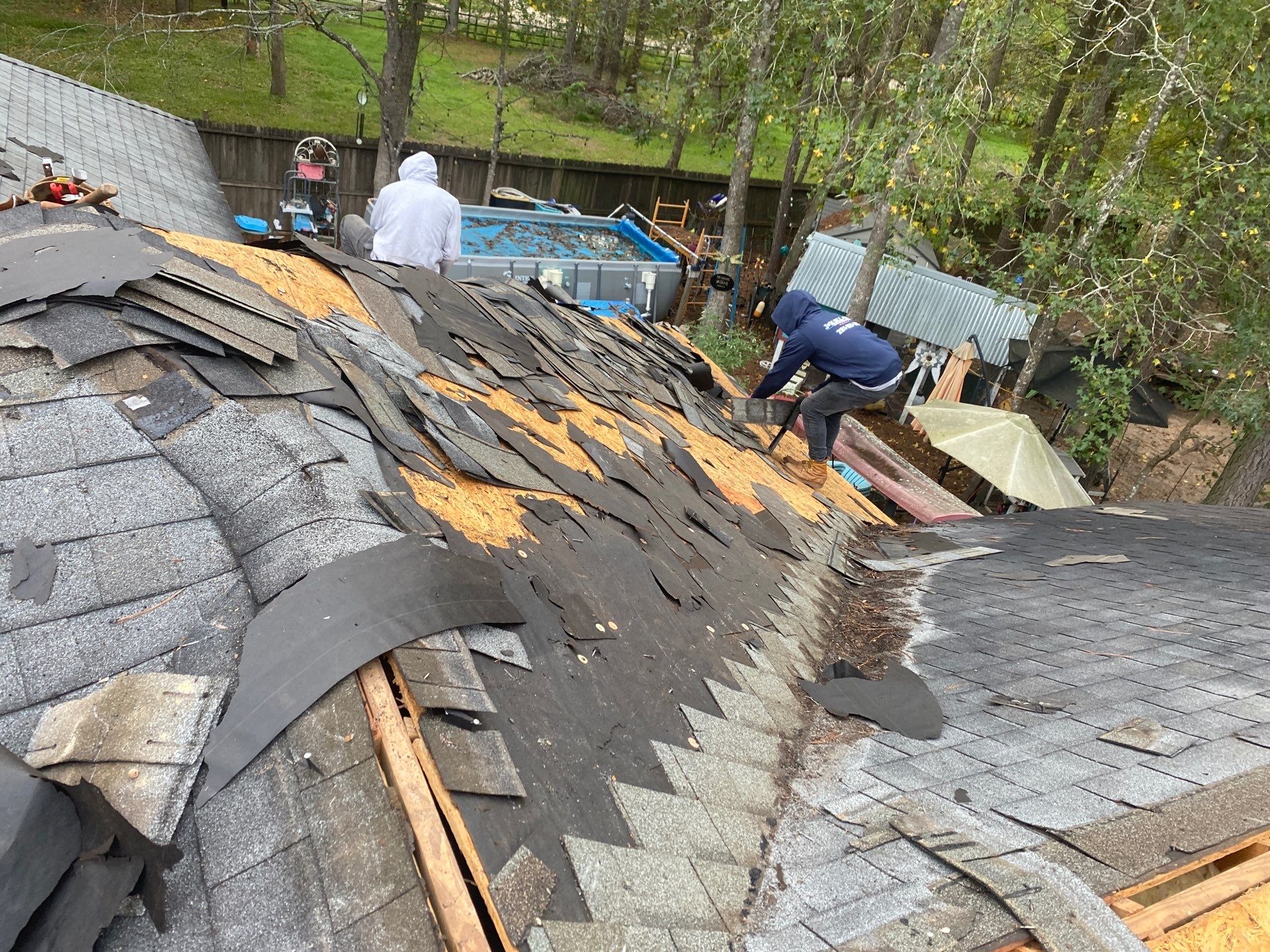 Residential Roofing Installation using Owen's Corning Duration (Lifetime) Shingles by Roof Repair Company