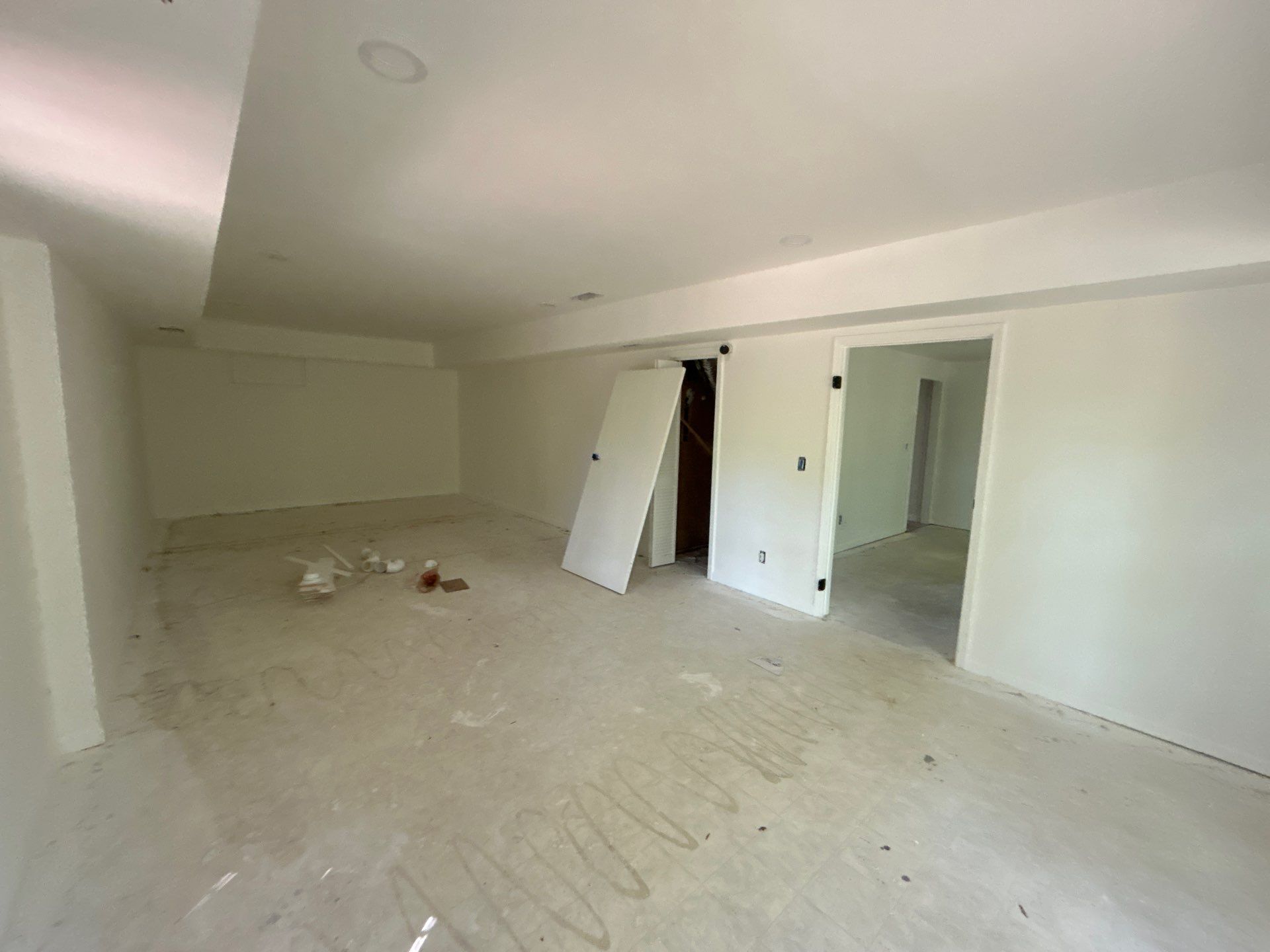 Whole-Home Renovation and Retaining Wall Restoration in Suwanee by RENOMAXIT, LLC
