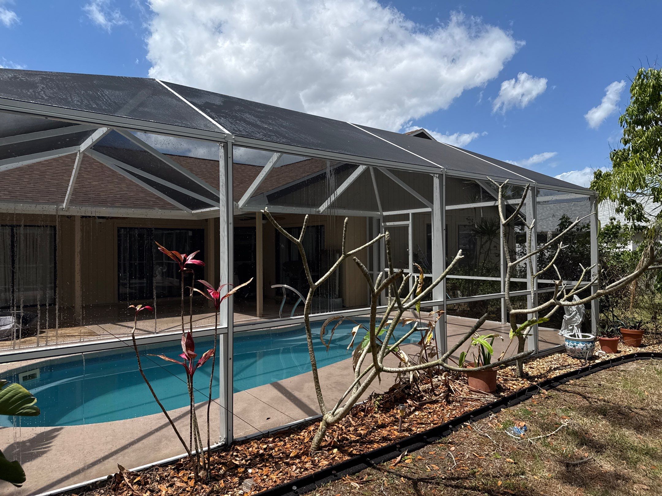 Pool Cage & Painted Pool Deck Cleaning in Sarasota, FL | Soft Wash by Sunshine AquaWash