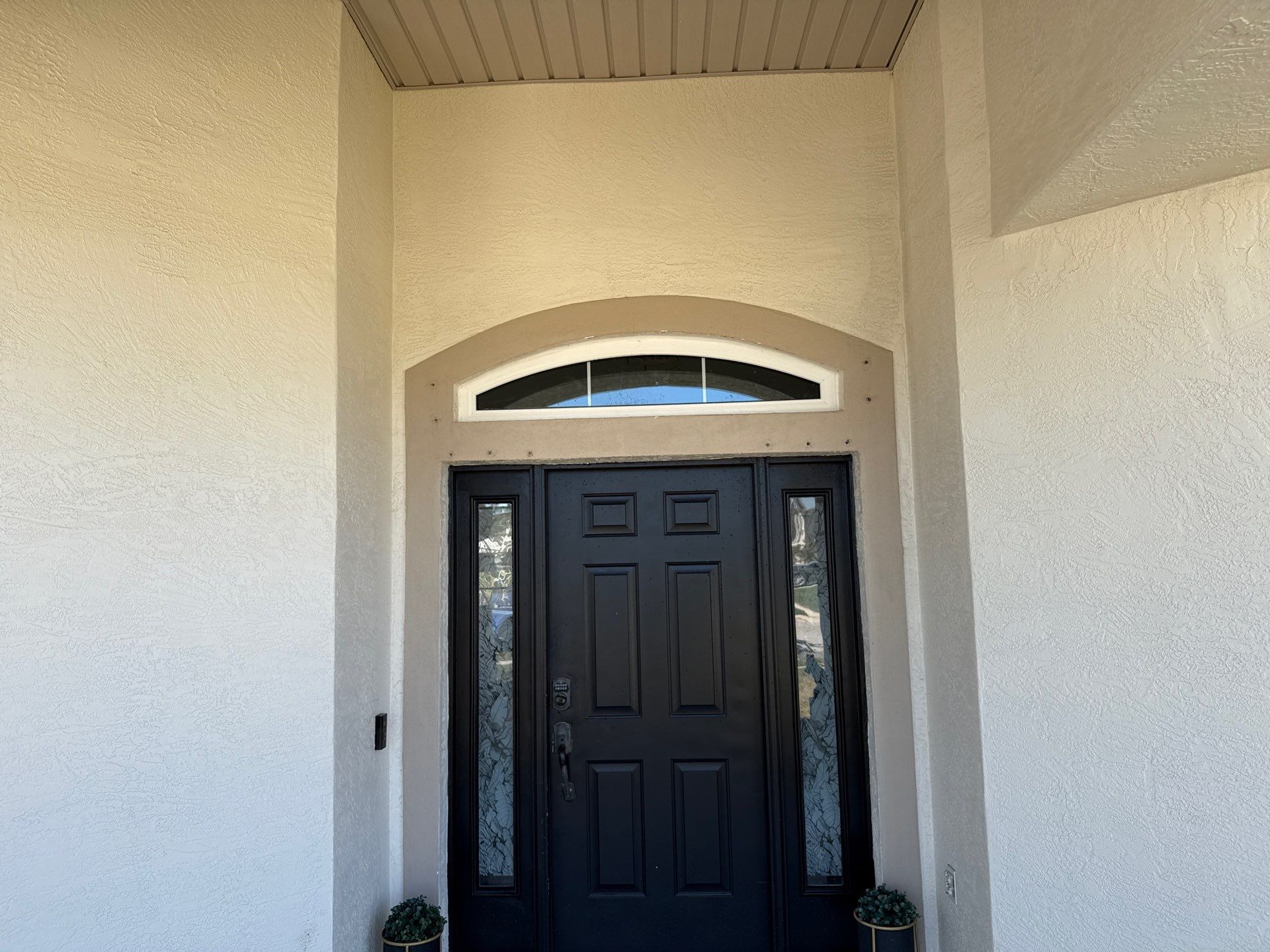 House Wash, Paver Pool Deck & Screen Enclosure Cleaning in Greenfield Plantation | Bradenton, FL by Sunshine AquaWash