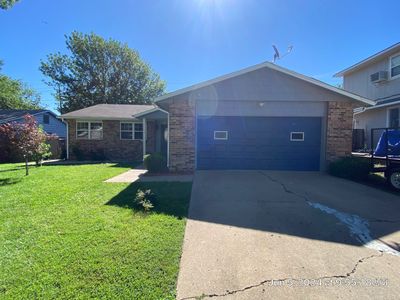 Roof inspection in Bartlesville