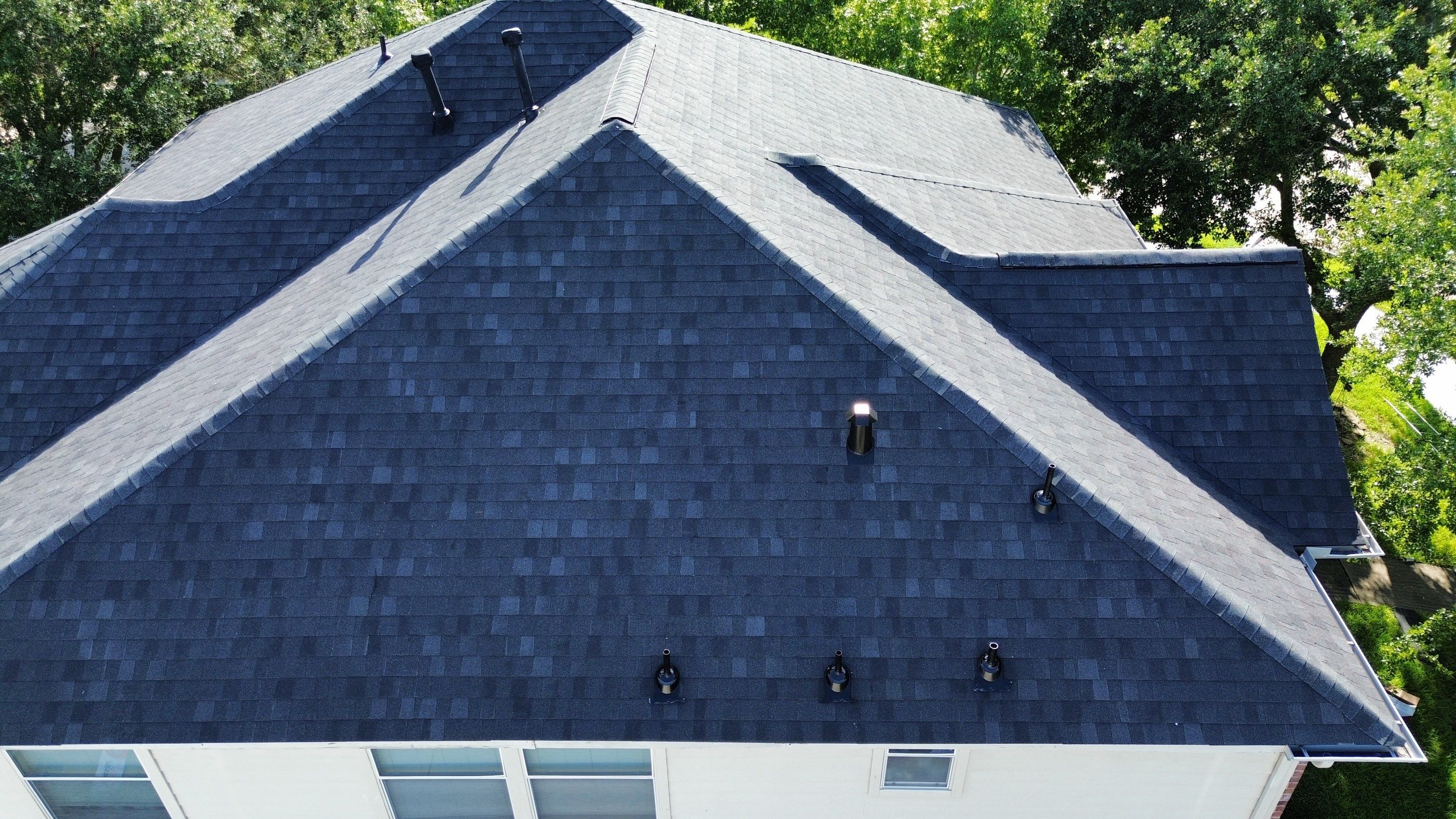Pearland Roof Installation by Modern BYLT Roofing & Construction