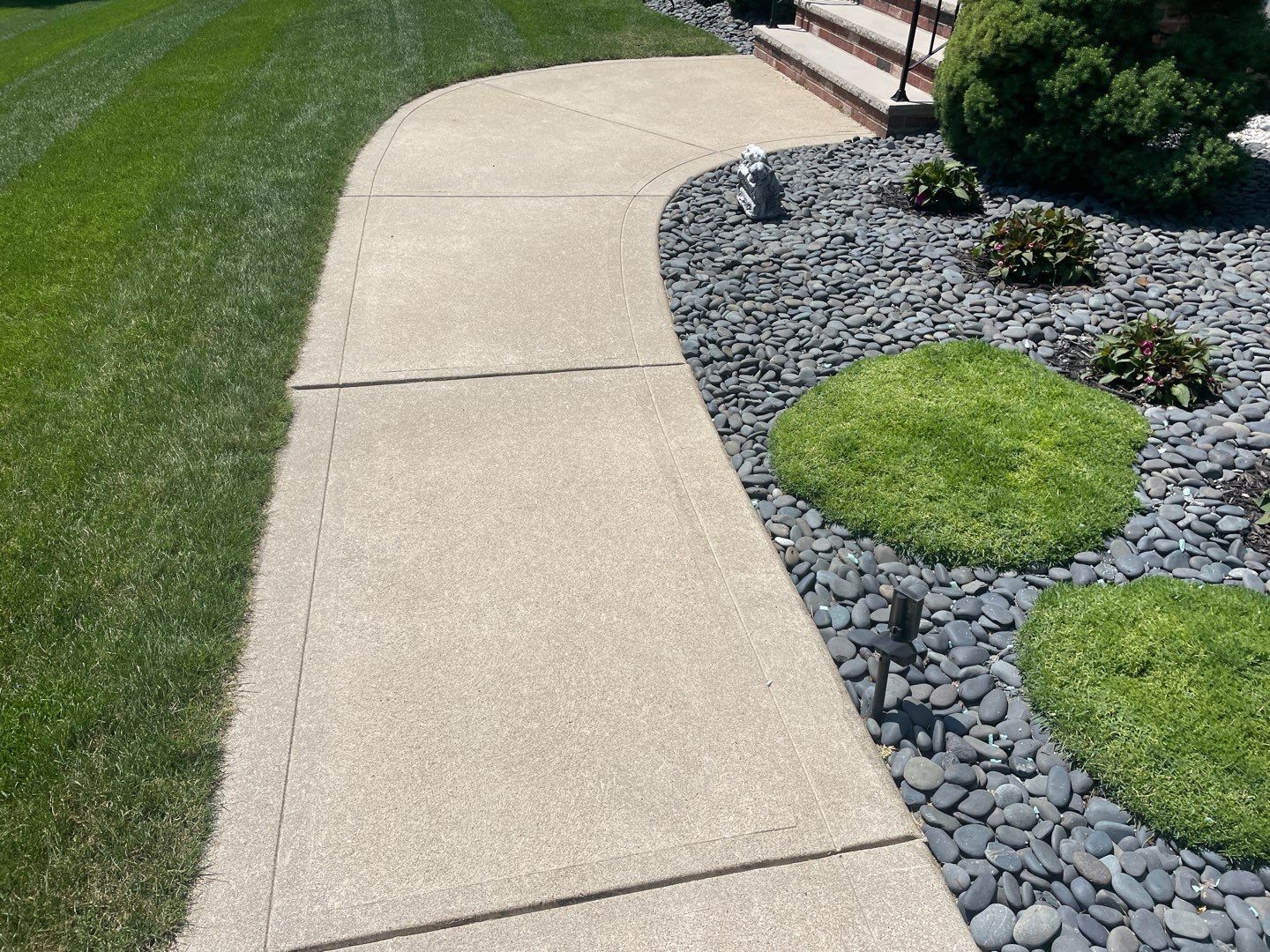 Scarelli Garage & Walkway TransFLOORmation by Symphony Concrete Coatings