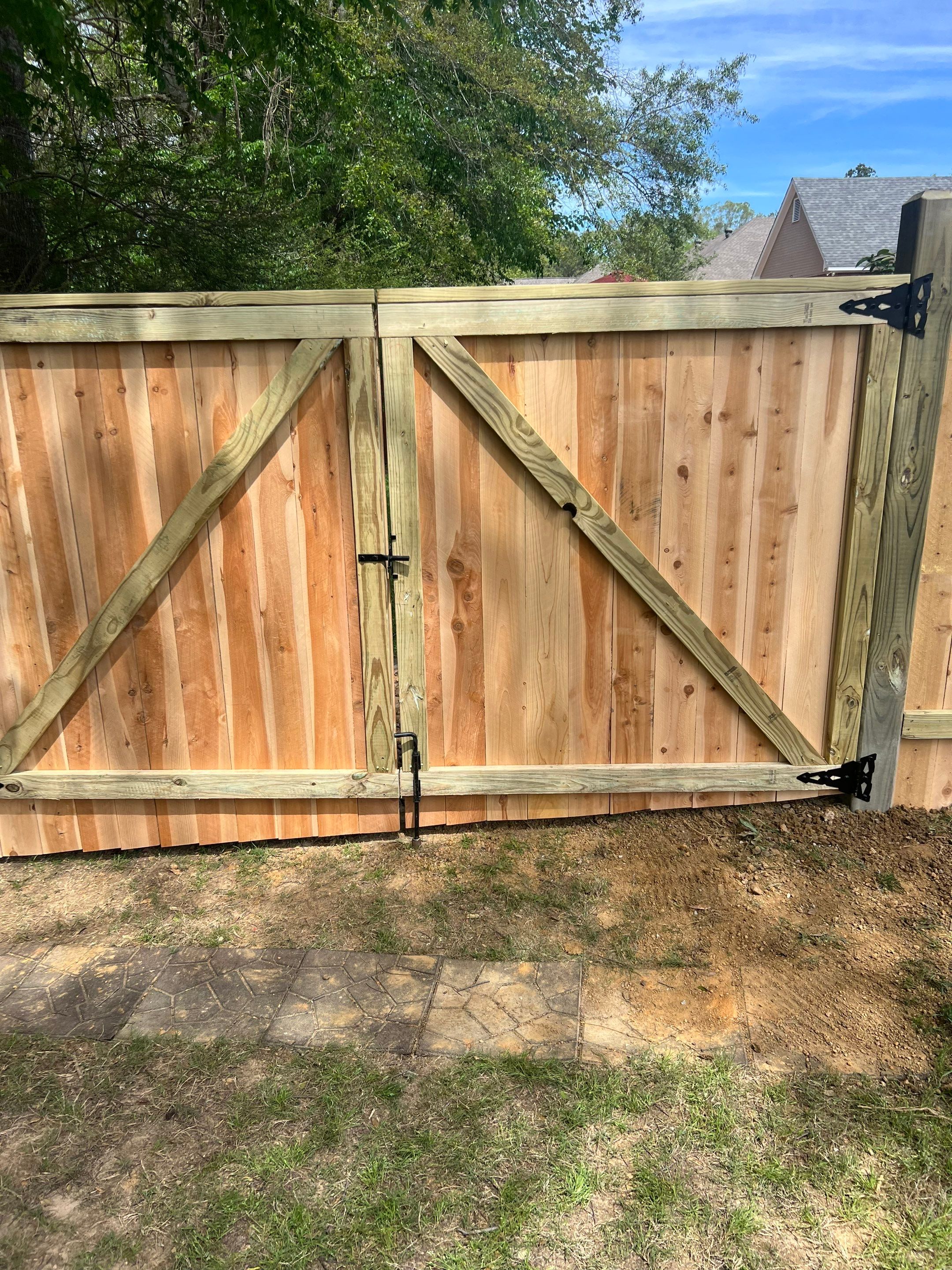 6ft Cedar Good Neighbor by Roberson Construction LLC